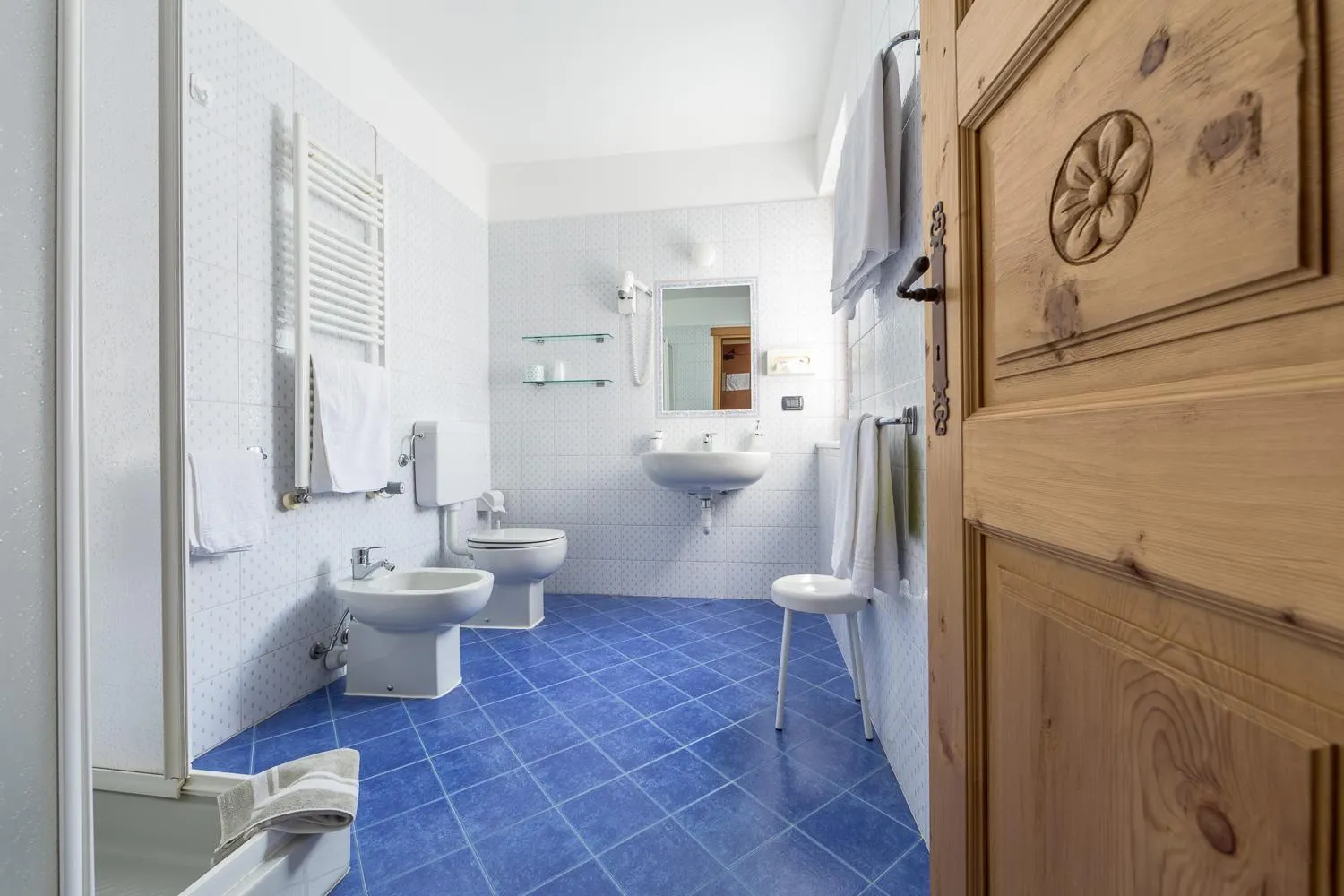 Bathroom in Hotel Crampon