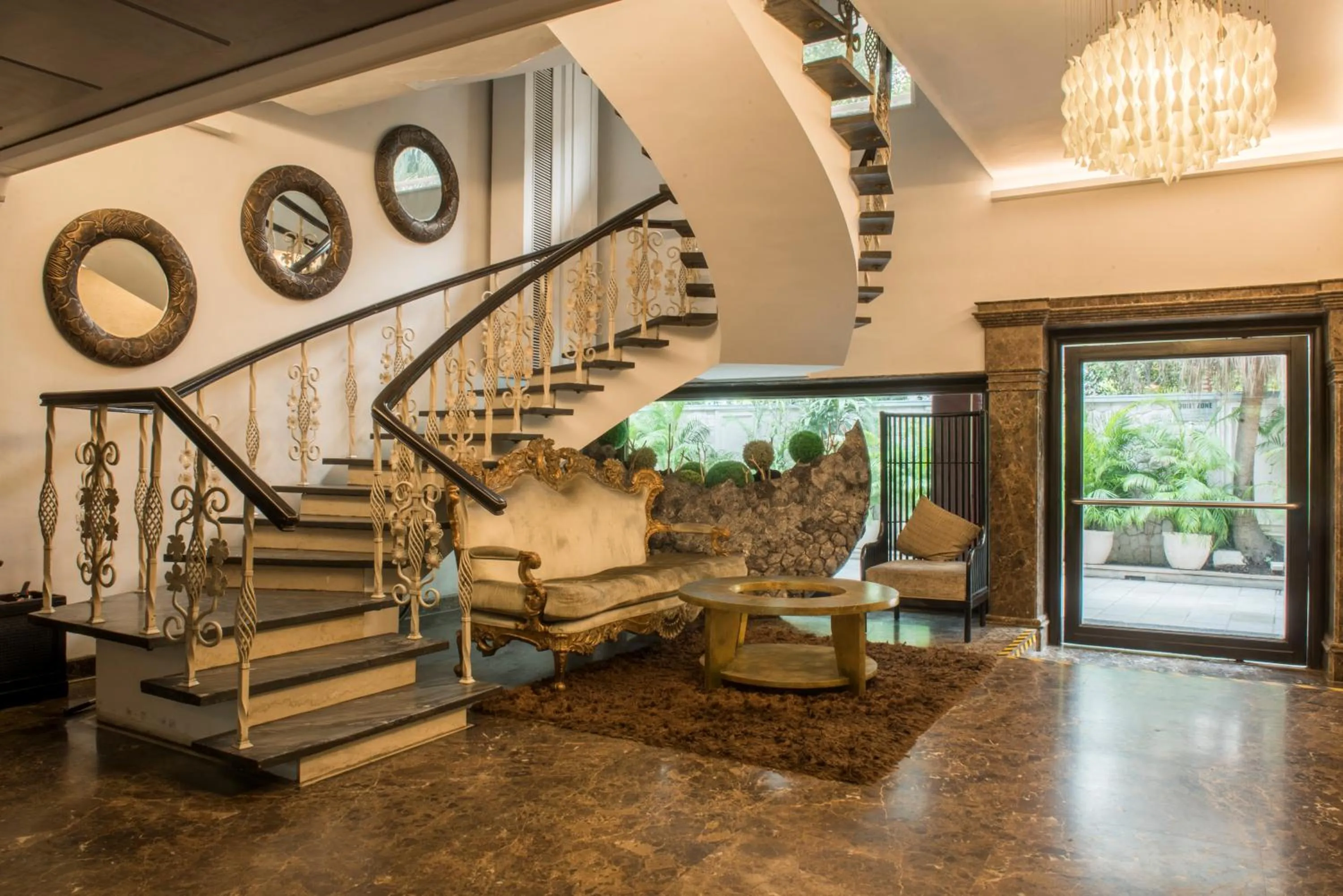 Lobby or reception in Diplomat, Chanakyapuri New Delhi- A Boutique Hotel