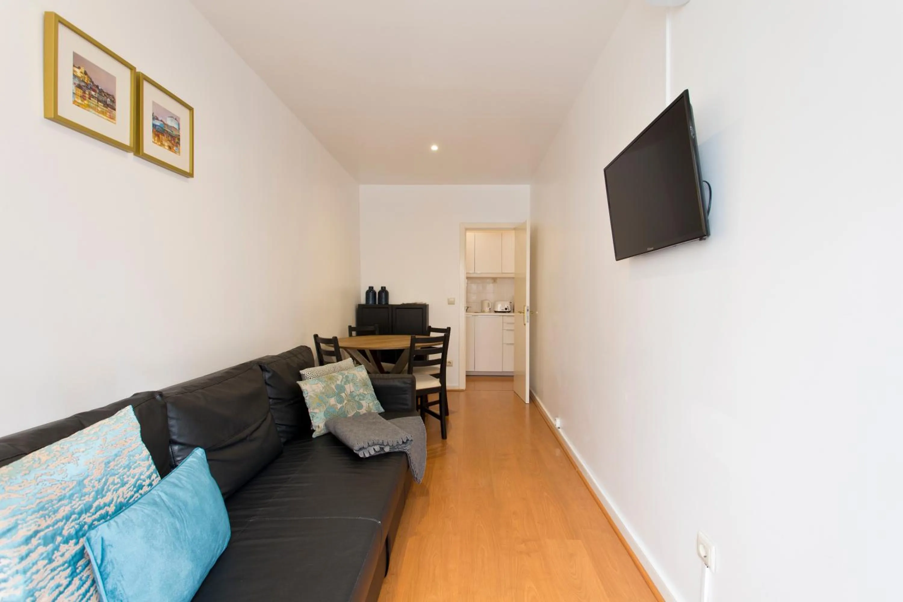 Living room in Home @ Porto Clérigos Apartment