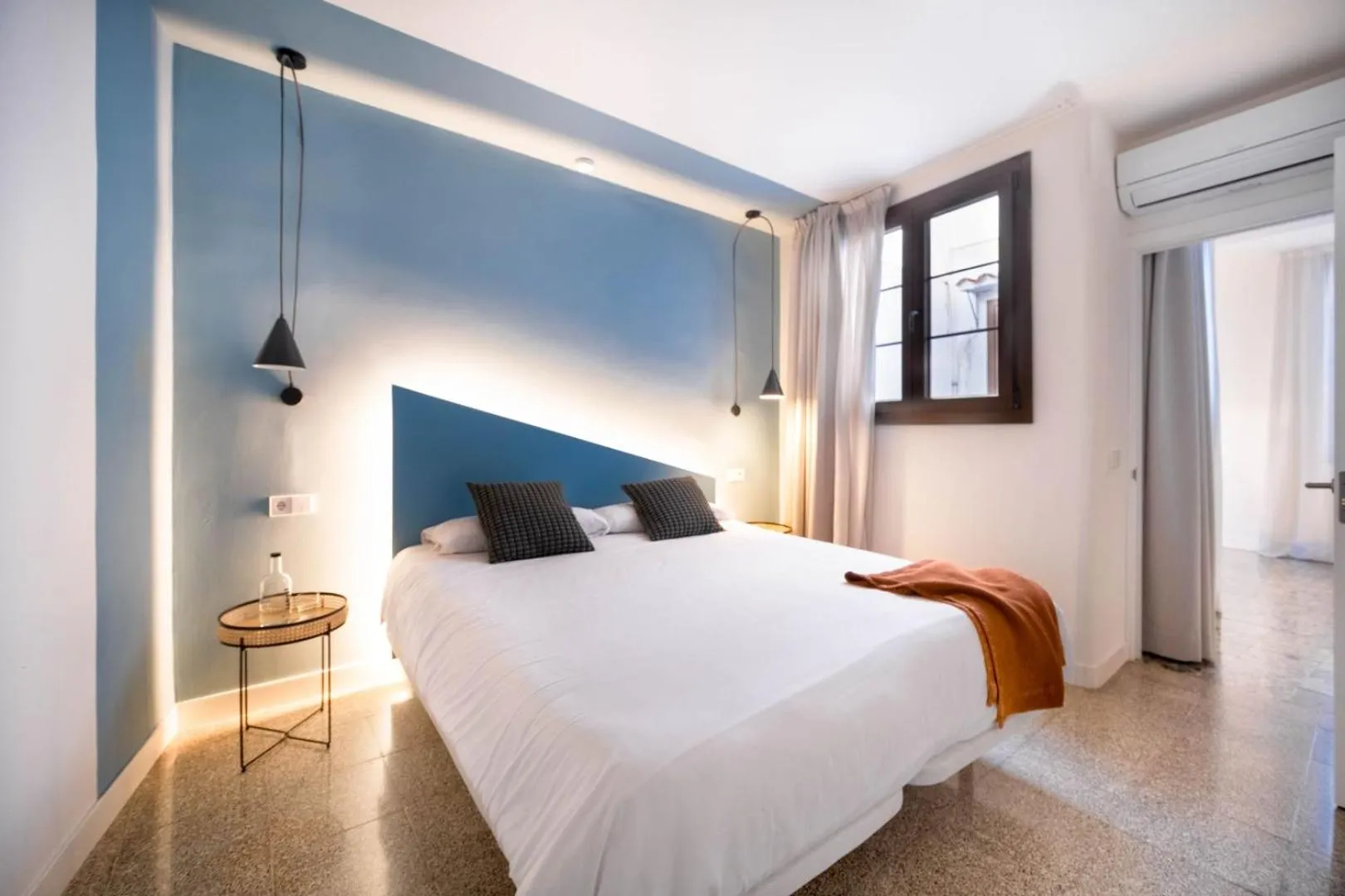 Bed in Apuntadores 8