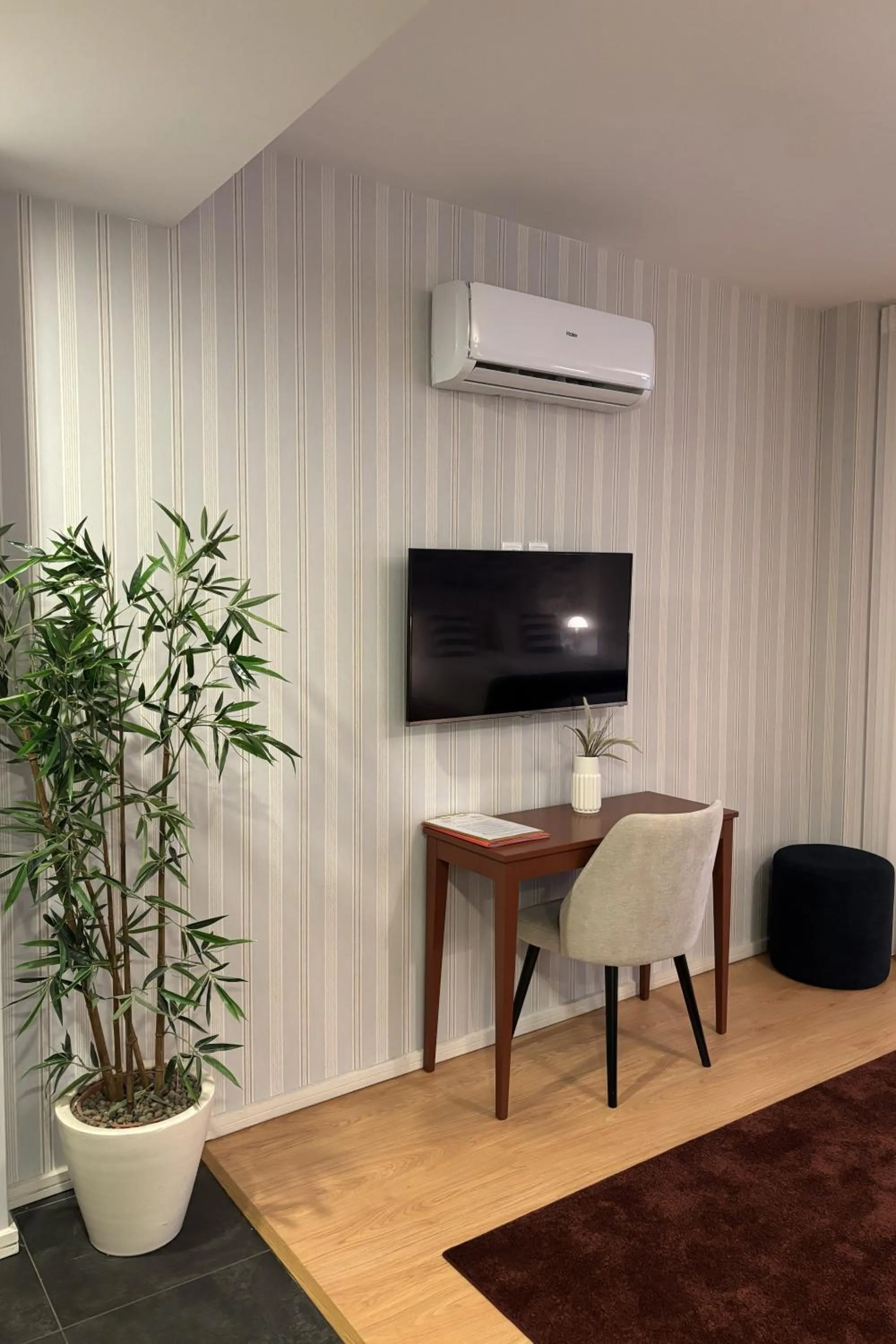 TV and multimedia in Be Oporto Apartments Clérigos