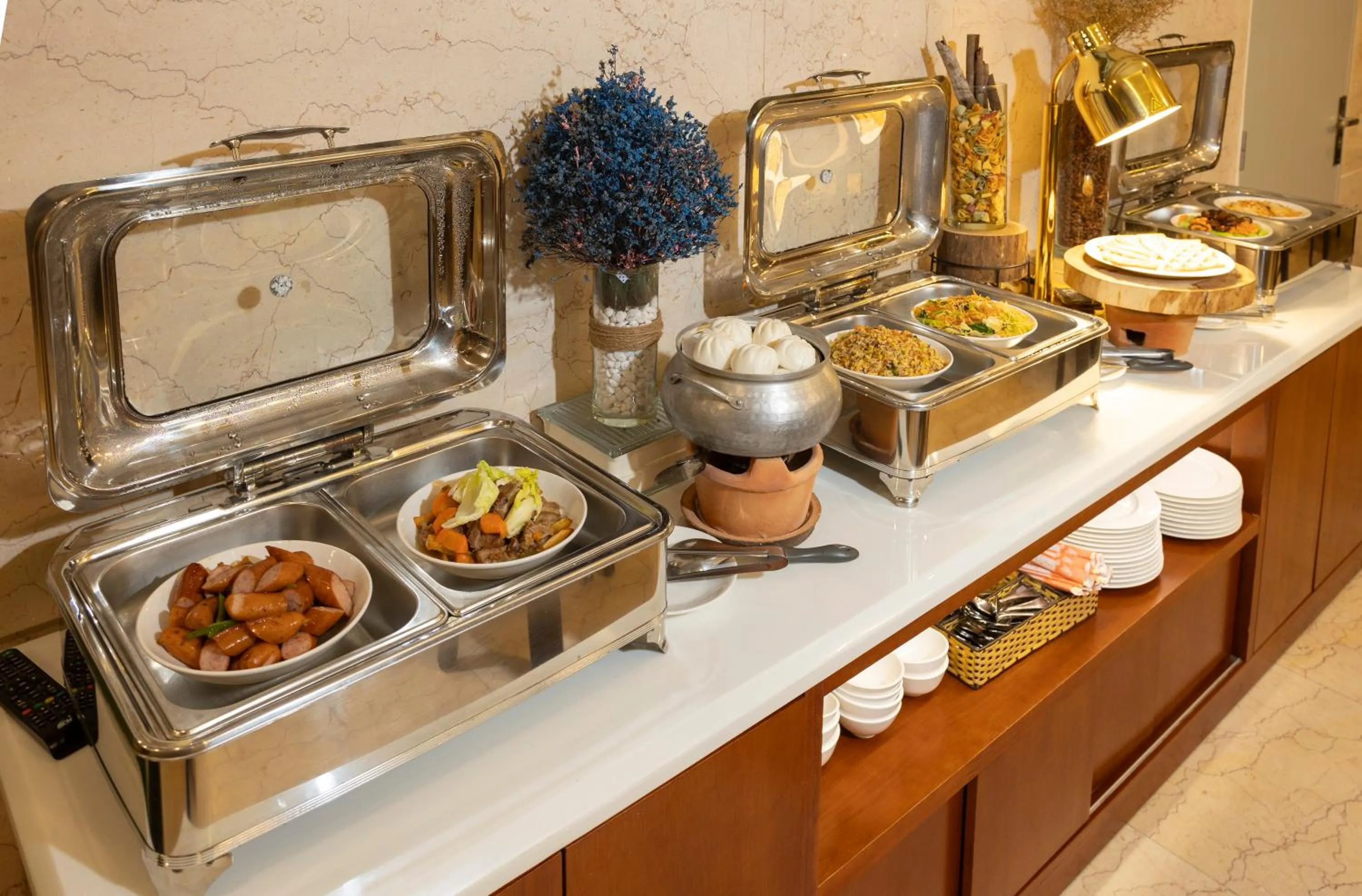 Buffet breakfast in White Lotus Hotel Saigon