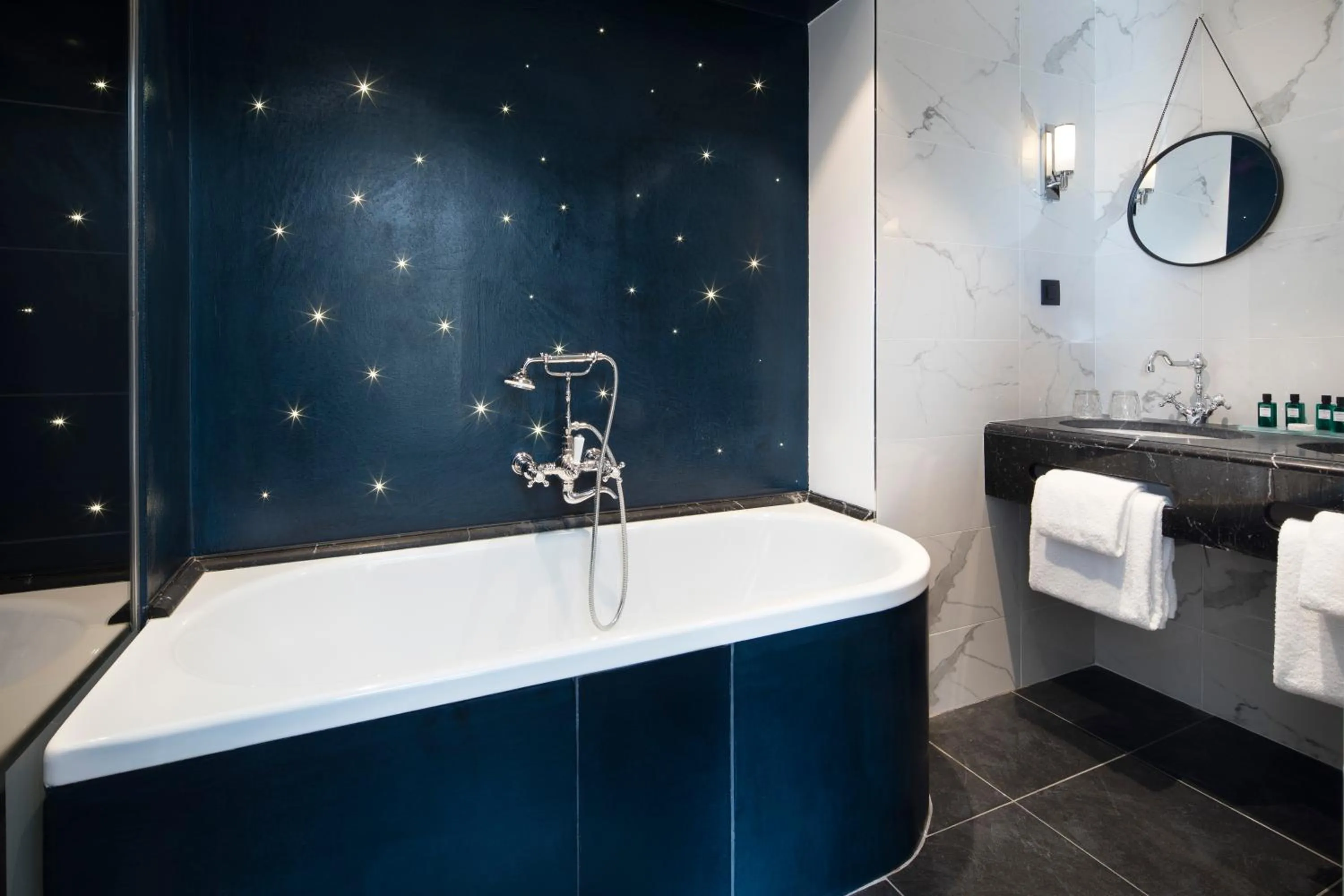 Bathroom in Hôtel Le Pradey