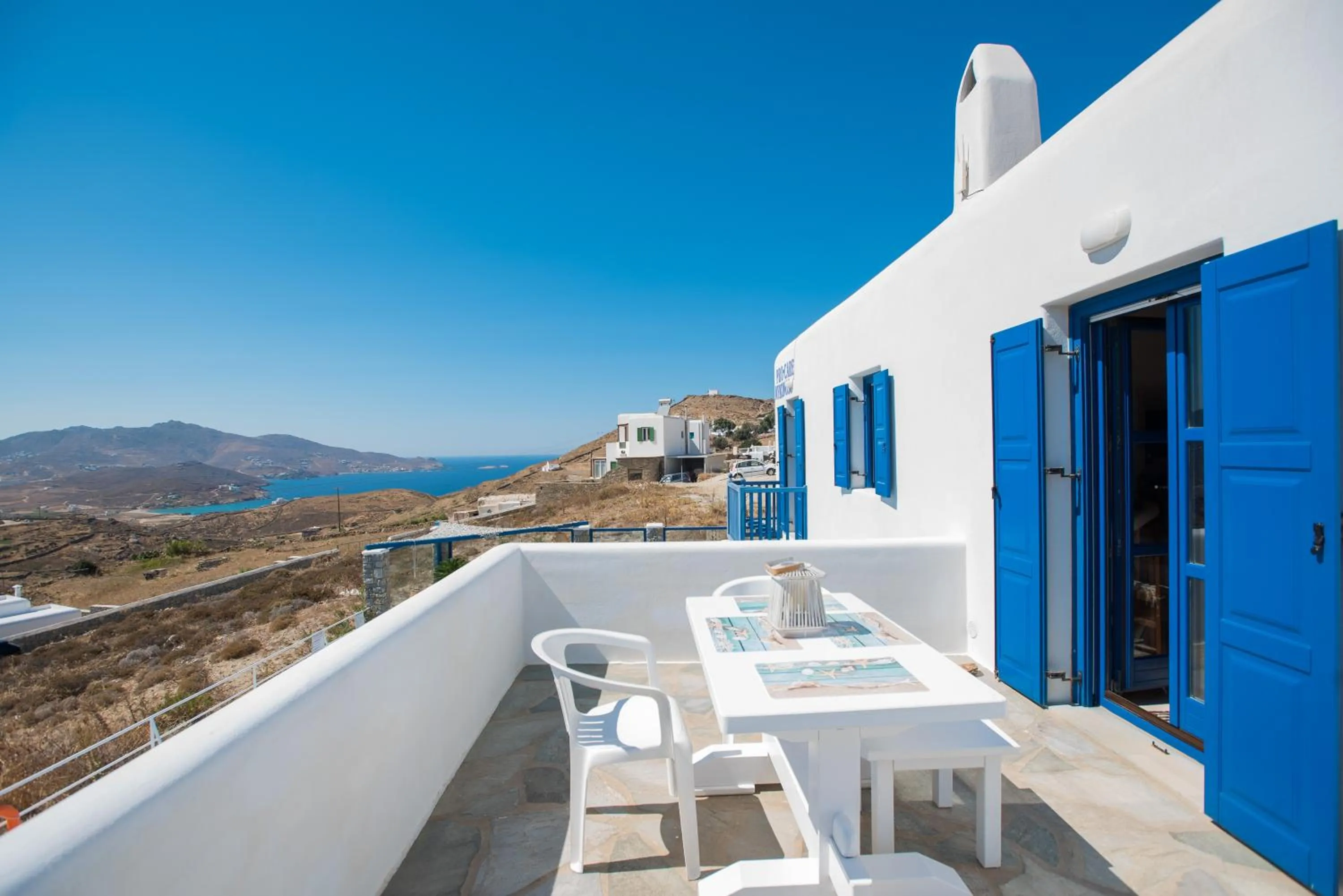 Day in Mykonos Pro-care Suites