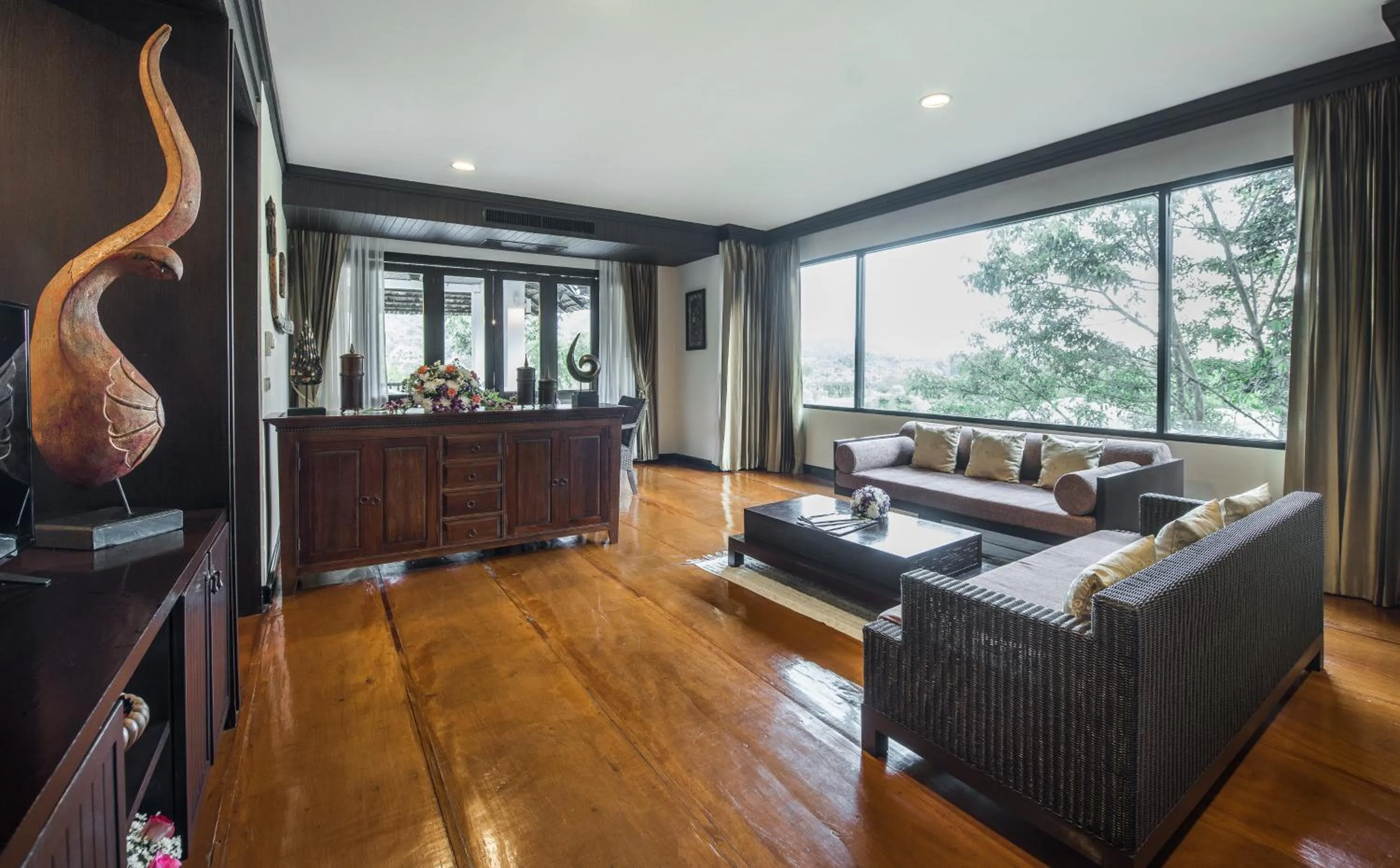 Seating area in Gassan Khuntan Golf & Resort