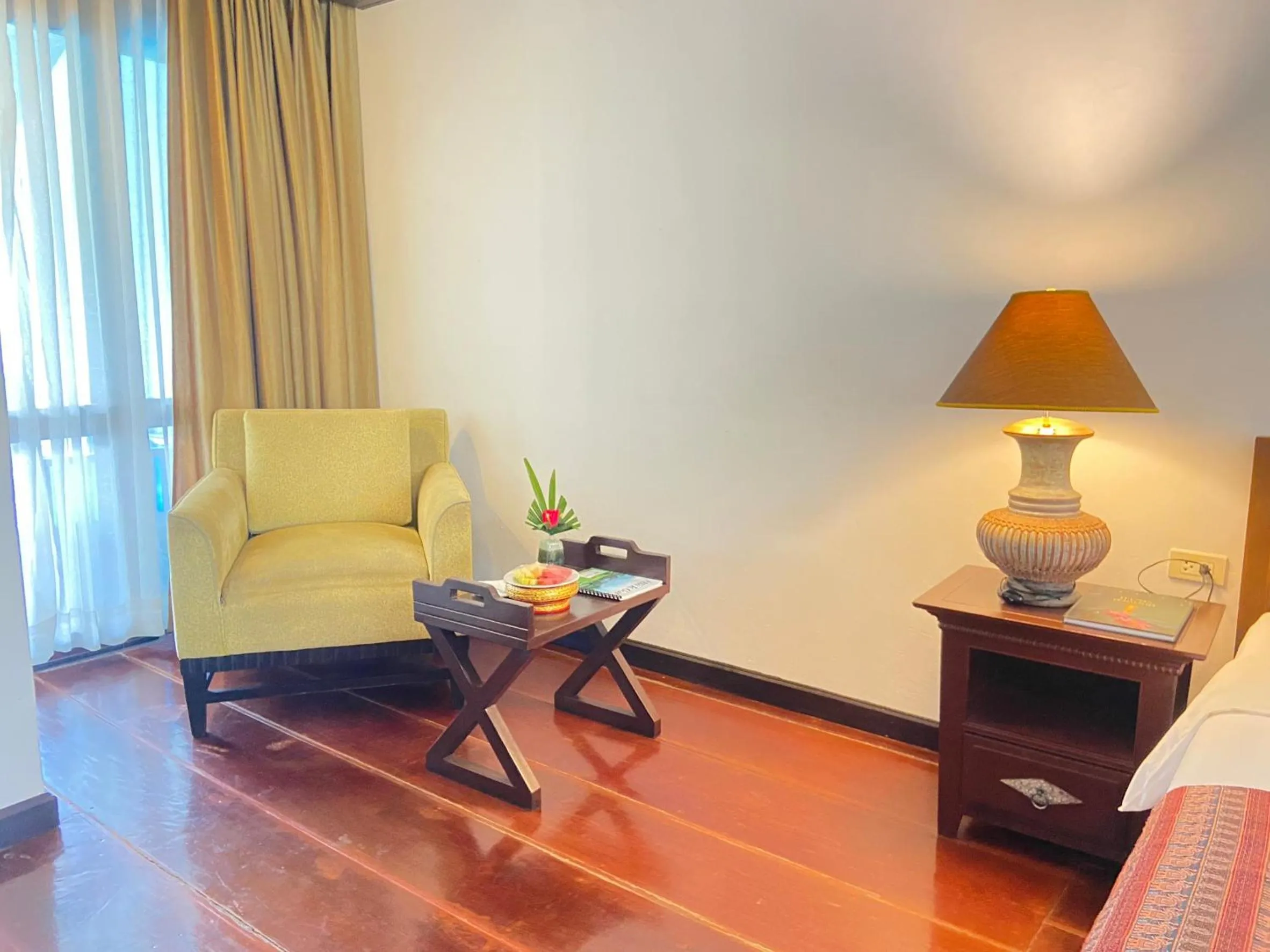 Living room in Gassan Khuntan Golf & Resort