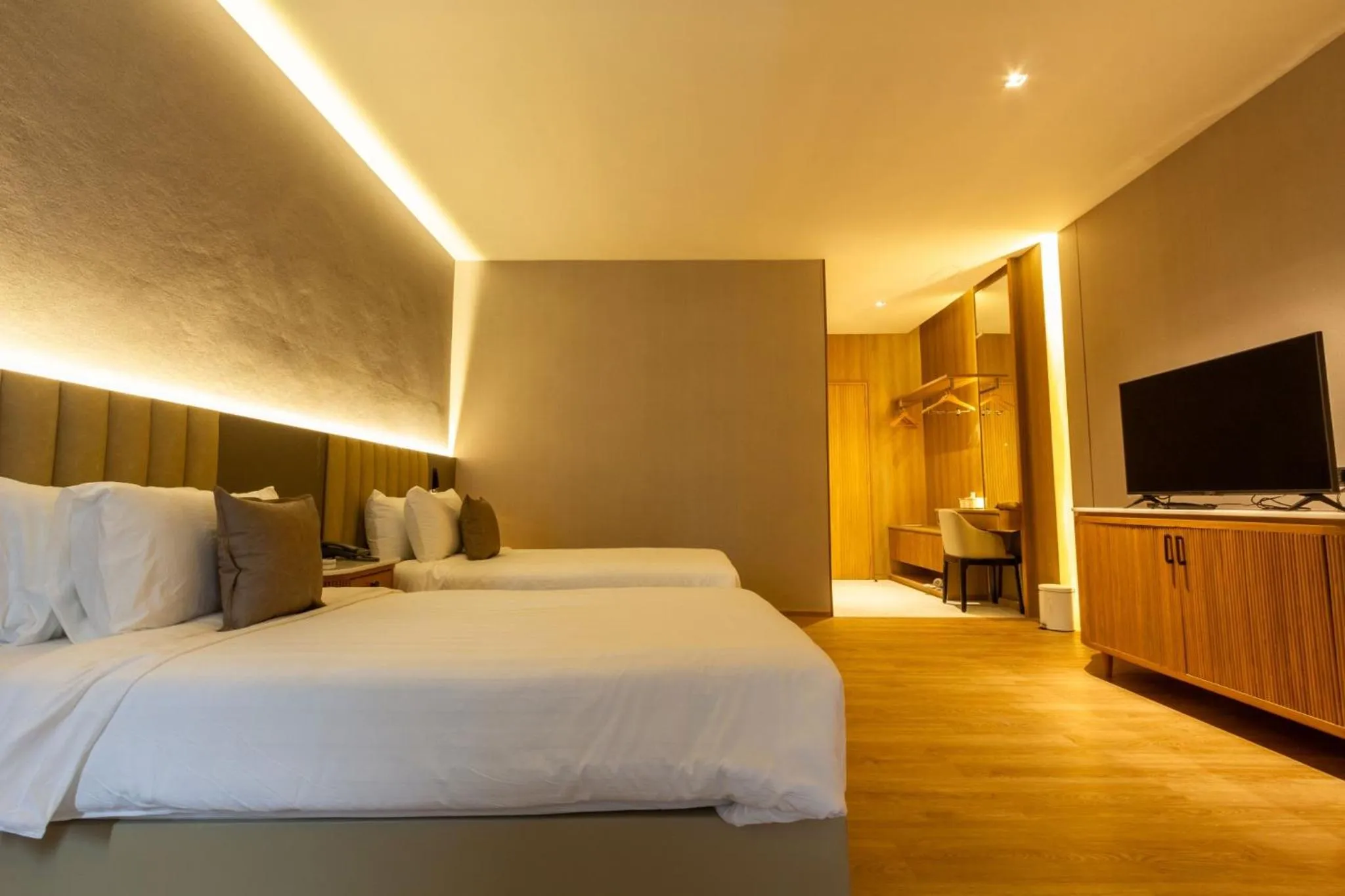 Bed in Gassan Khuntan Golf & Resort