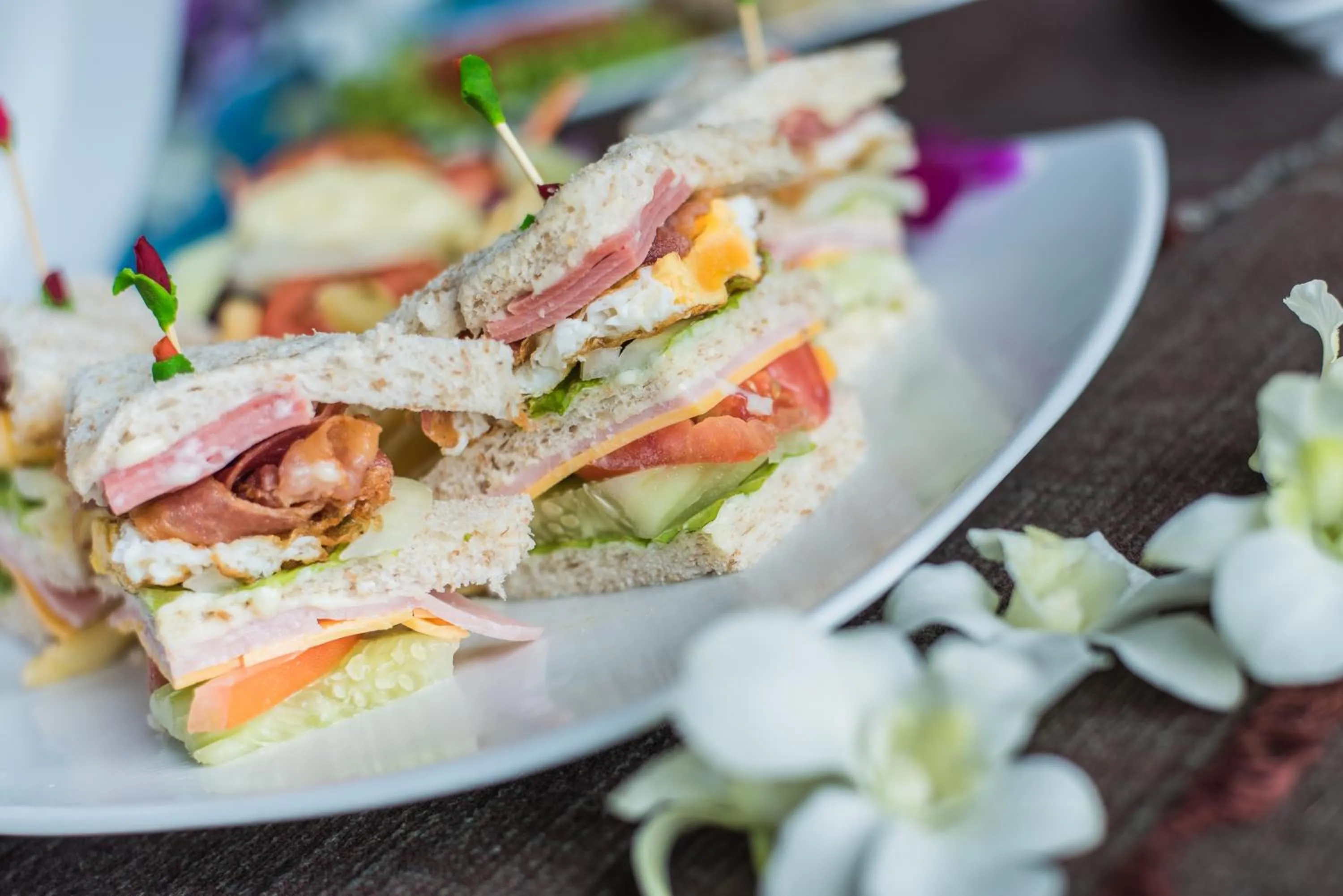 Breakfast in Gassan Khuntan Golf & Resort