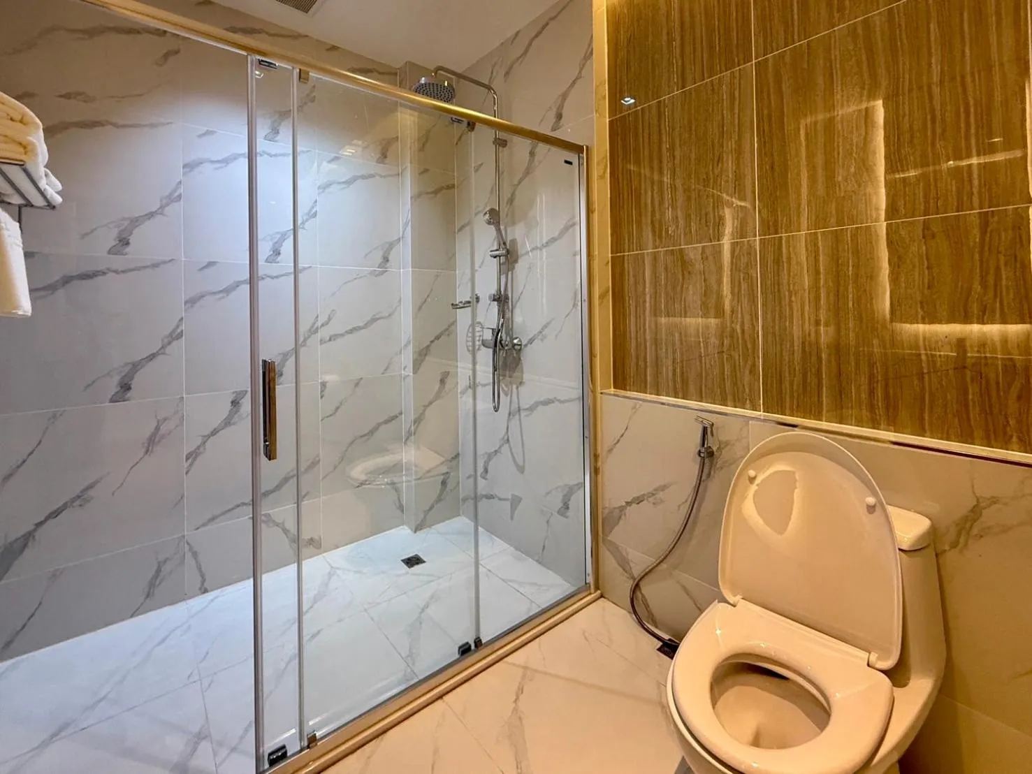 Gassan Khuntan Golf & Resort