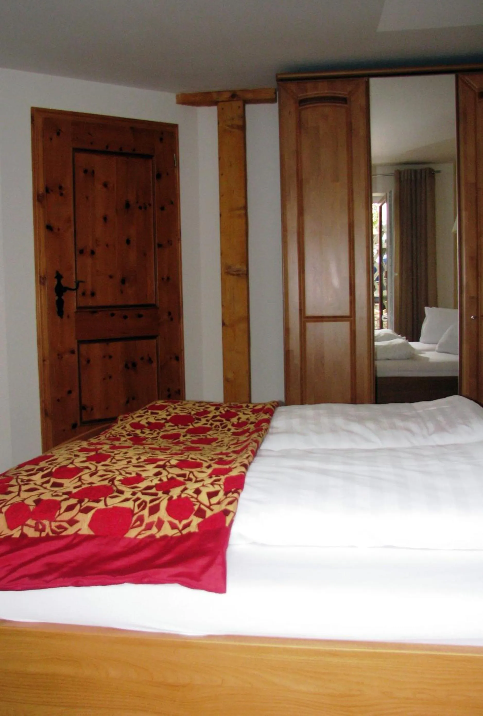 Photo of the whole room, Bed in Wellnesshotel & Restaurant Hexenschopf