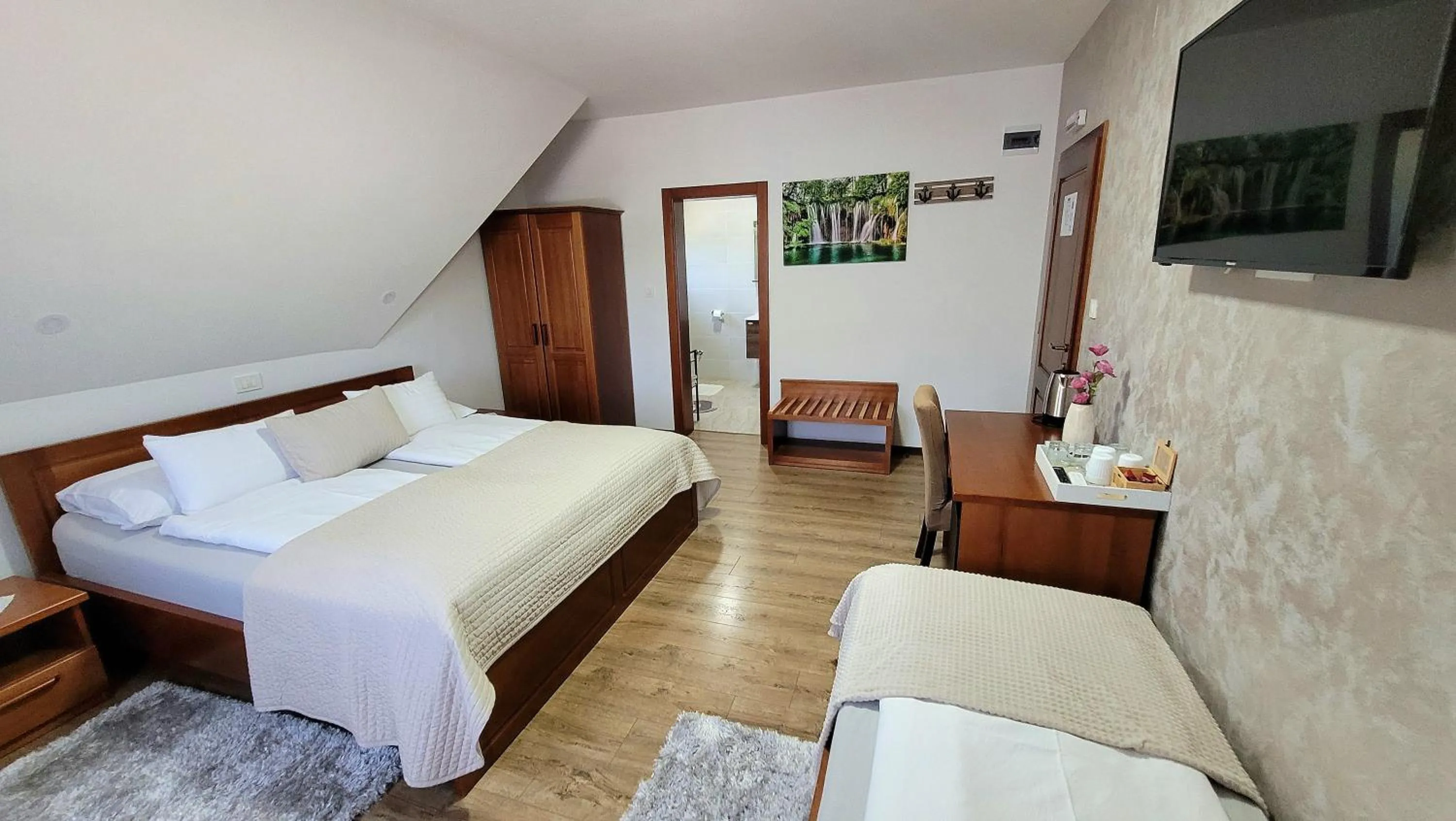 Bed in B&B Plitvice Lakes Villa Prica