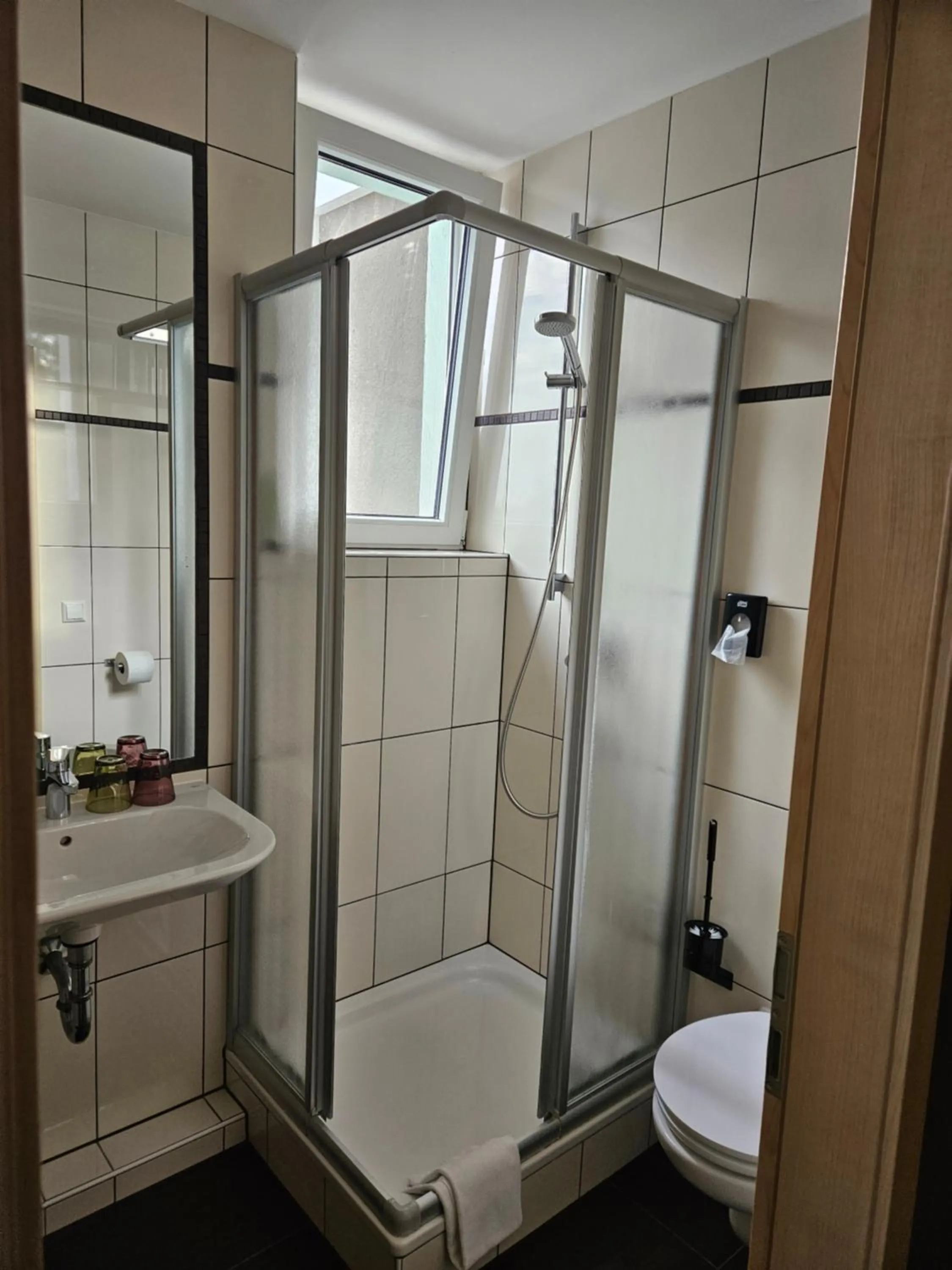 Hafen 17 Hotel Küche Bar