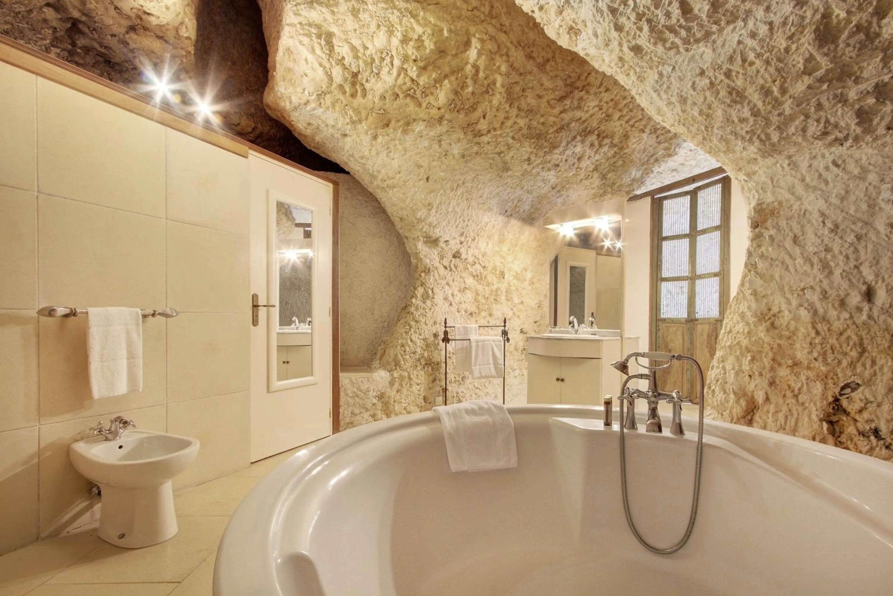 Bathroom in Château de Chissay