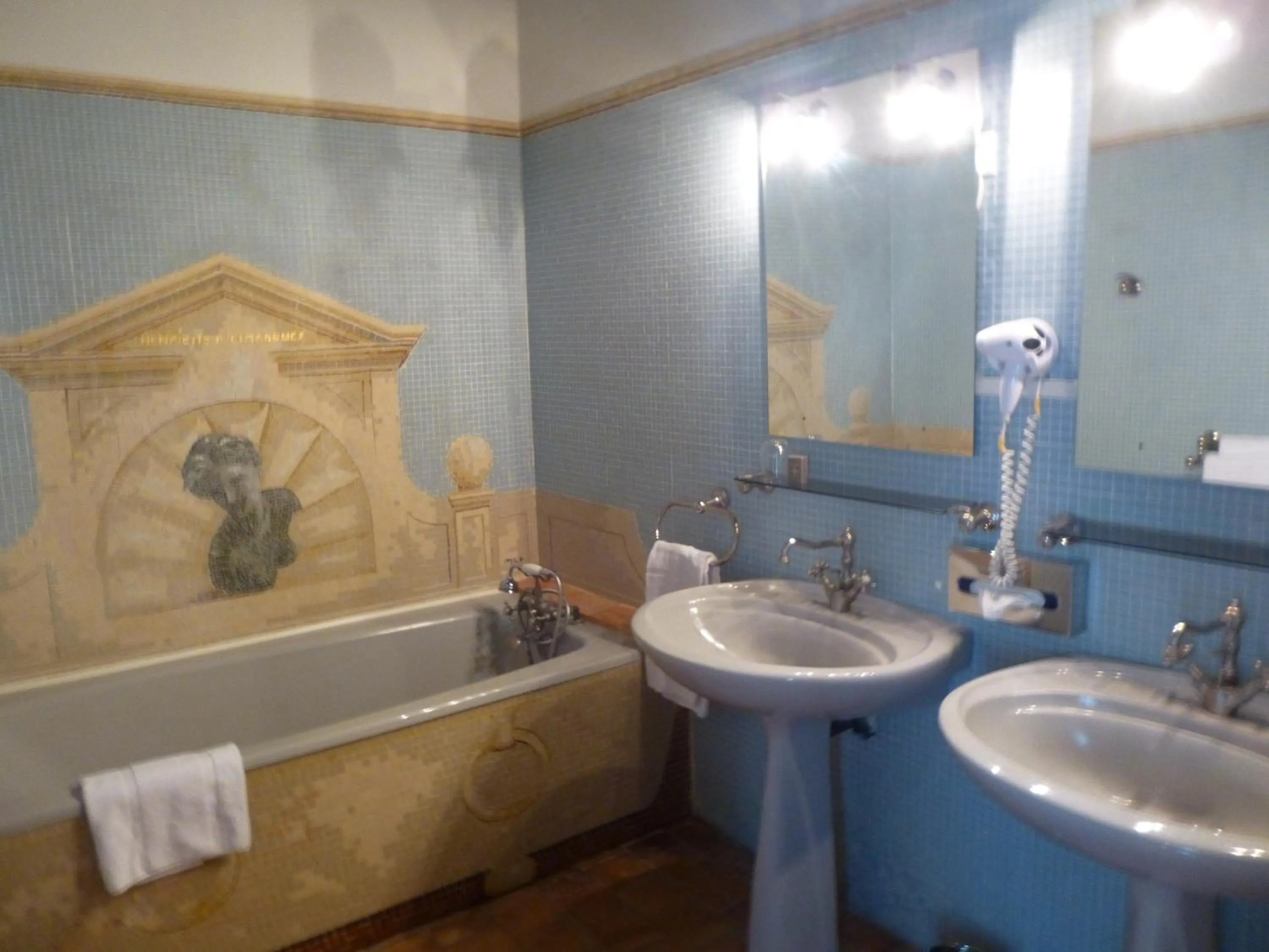 Bathroom in Château de Chissay