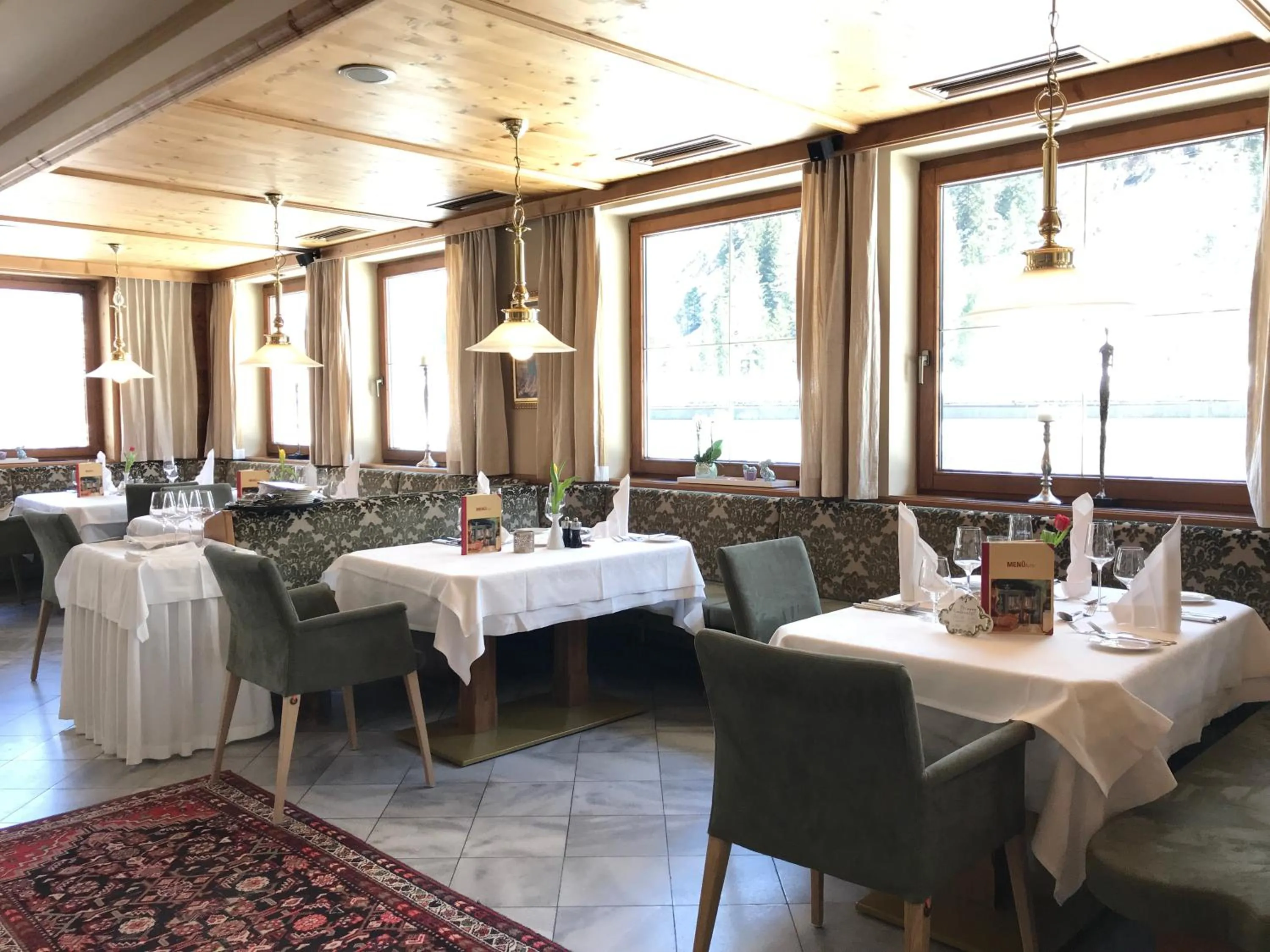 Restaurant/places to eat in Der Rindererhof