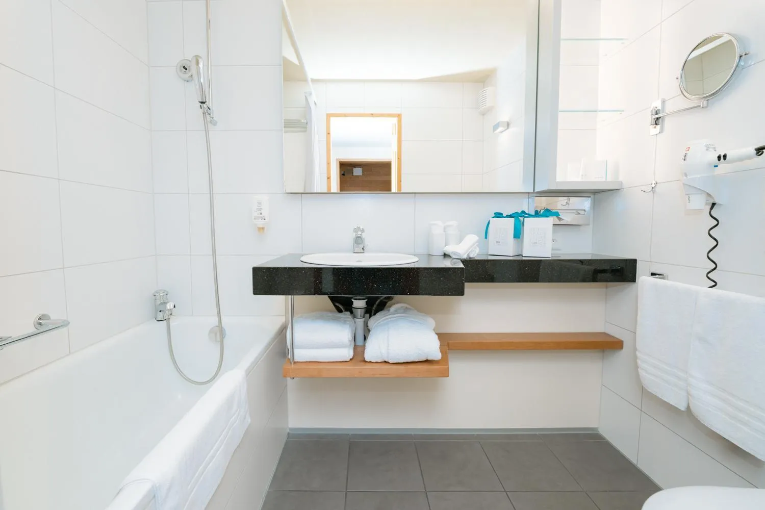 Bathroom in Solbadhotel Sigriswil