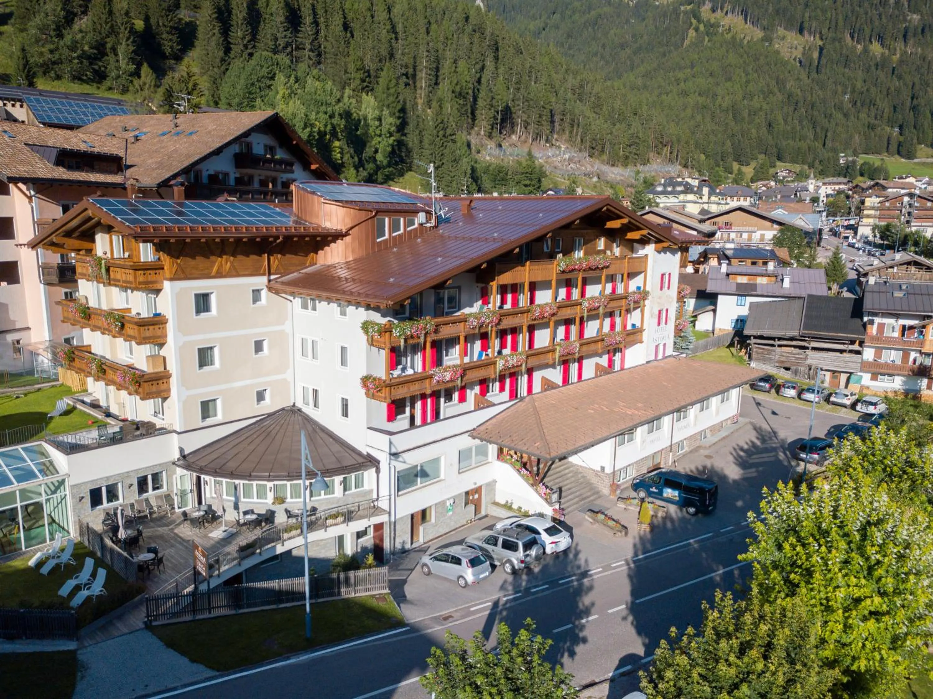 Property building in Hotel Astoria