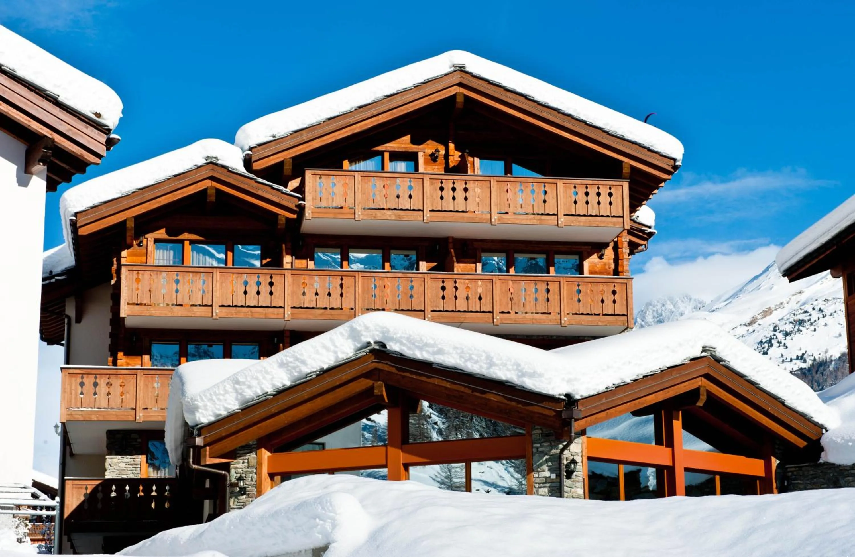 Facade/entrance in Mountain Paradise