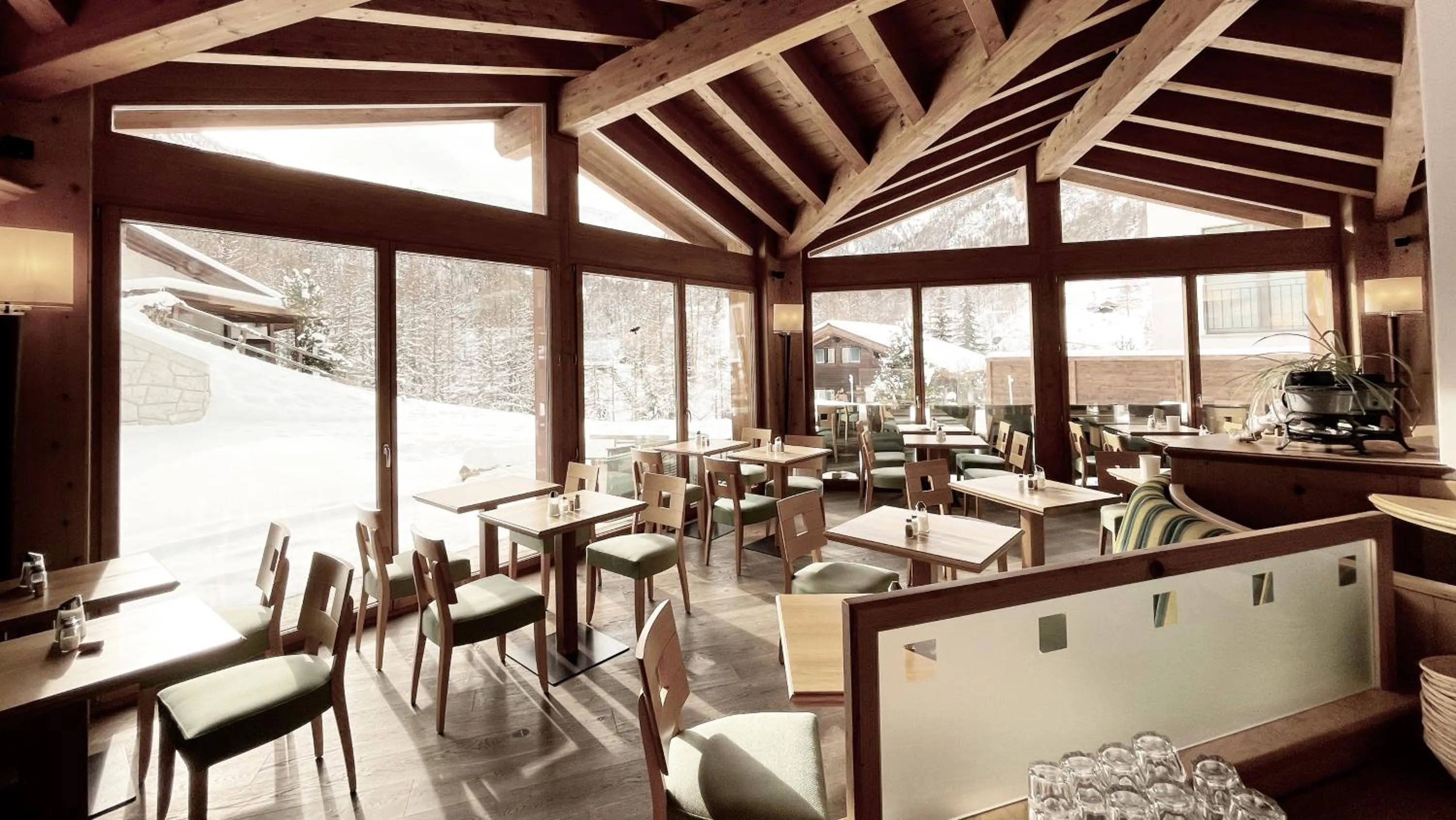 Restaurant/places to eat in Mountain Paradise