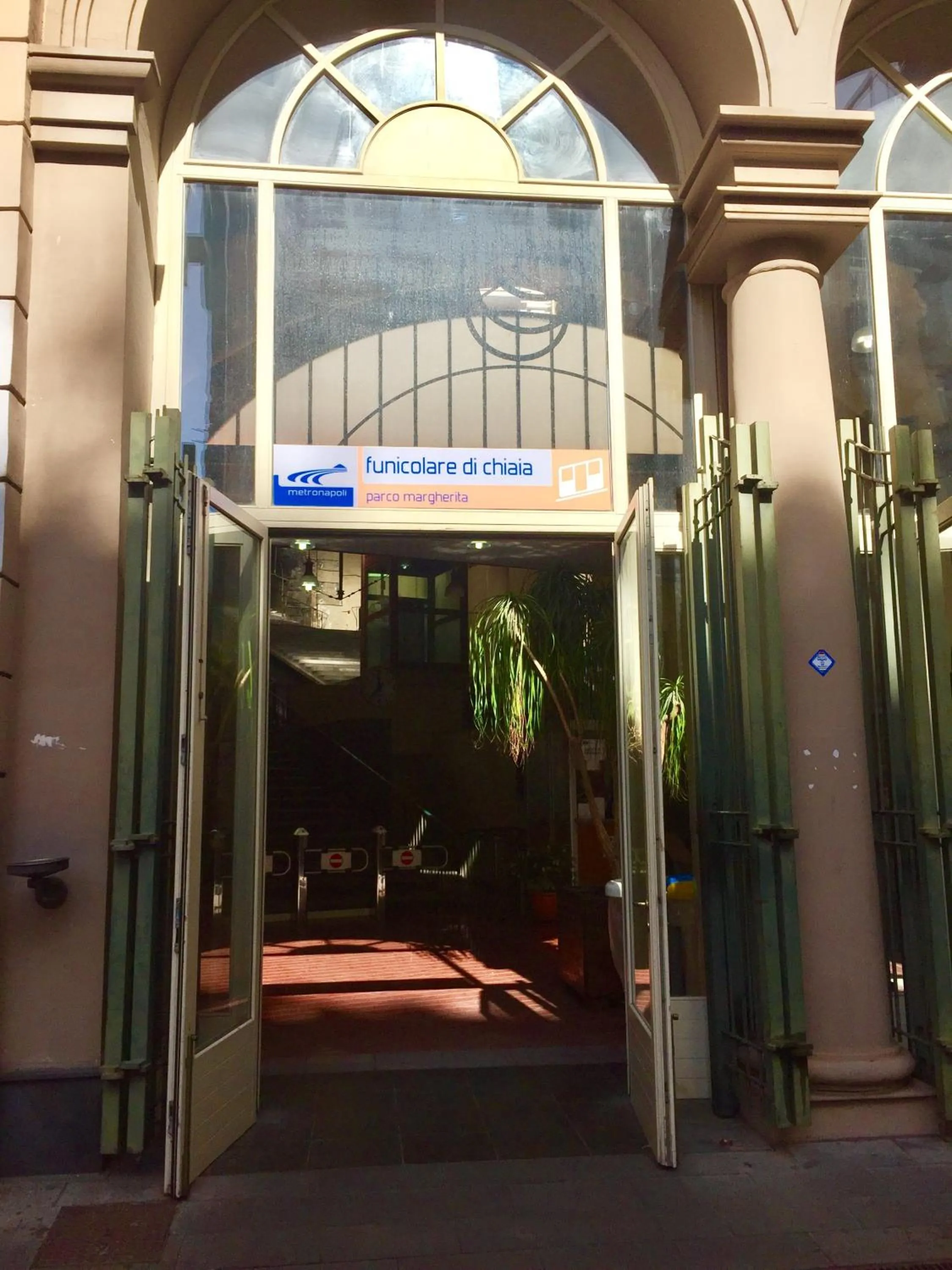 Da Polly a Piazza Amedeo