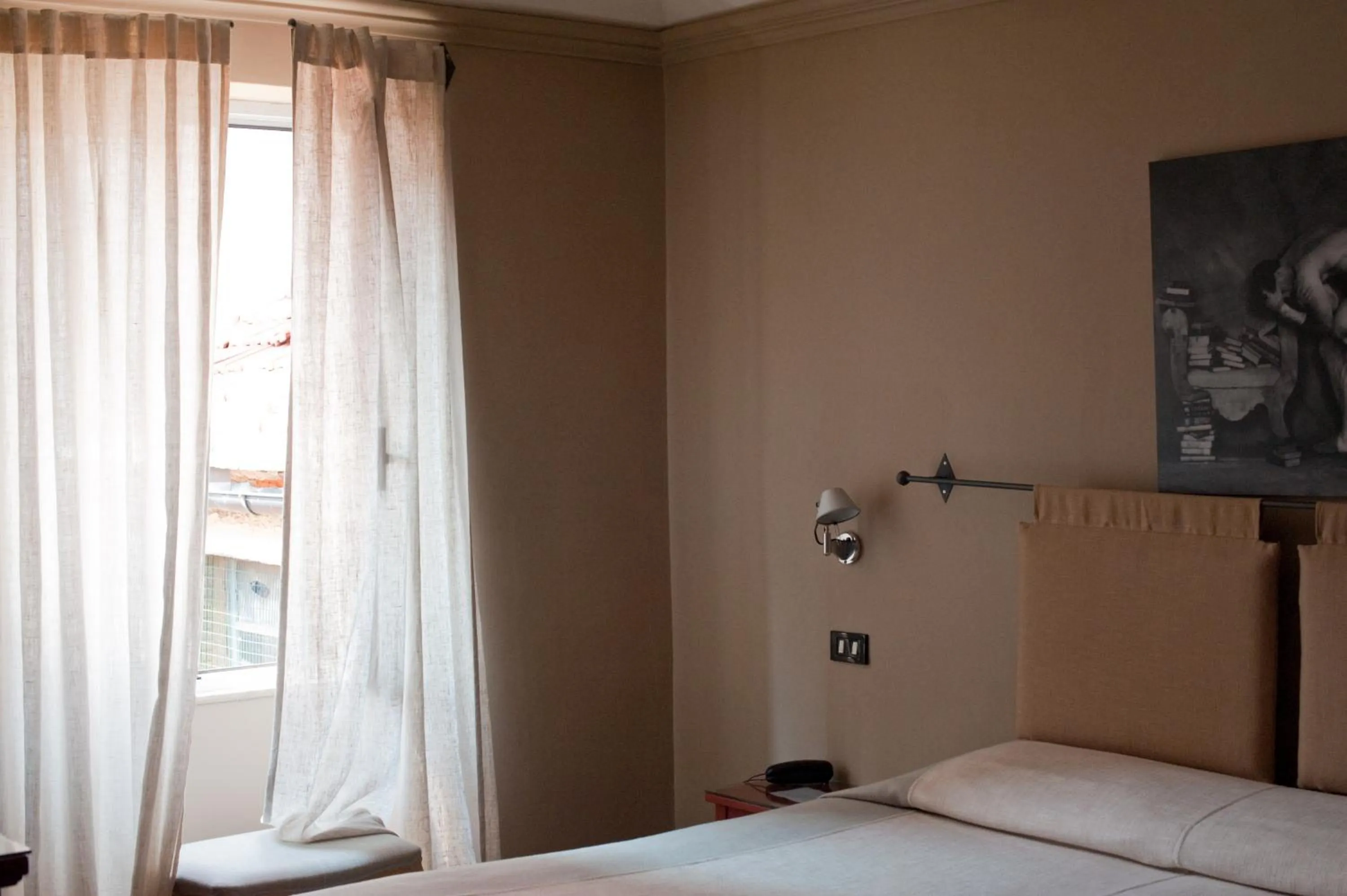 Decorative detail in Hotel Italia