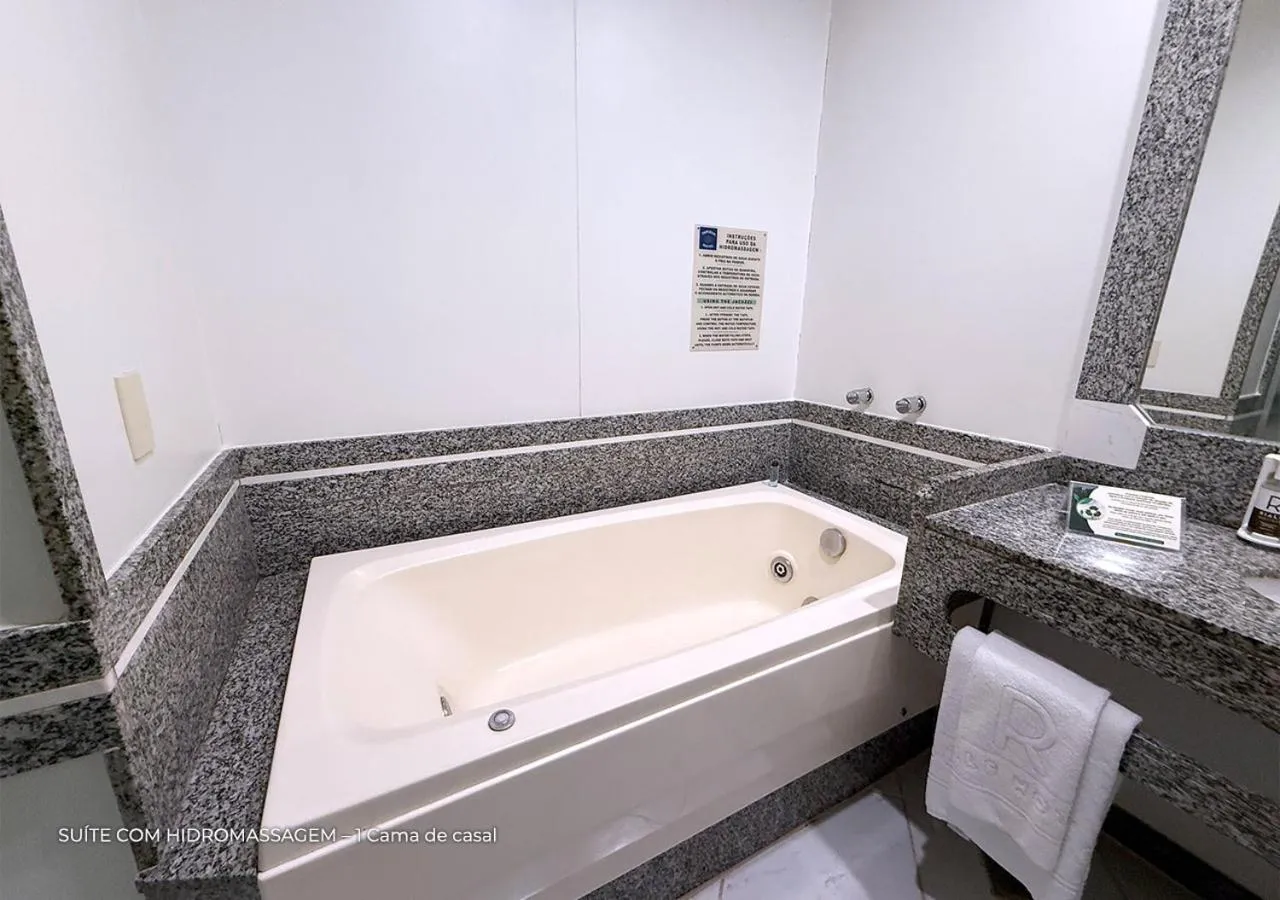 Hot Tub in Riale Imperial Flamengo