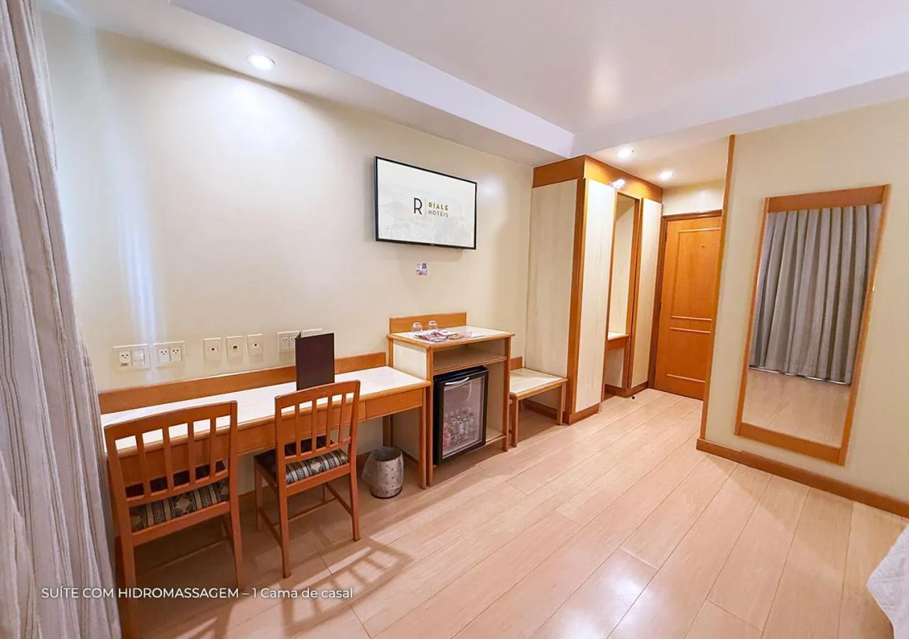 TV and multimedia in Riale Imperial Flamengo