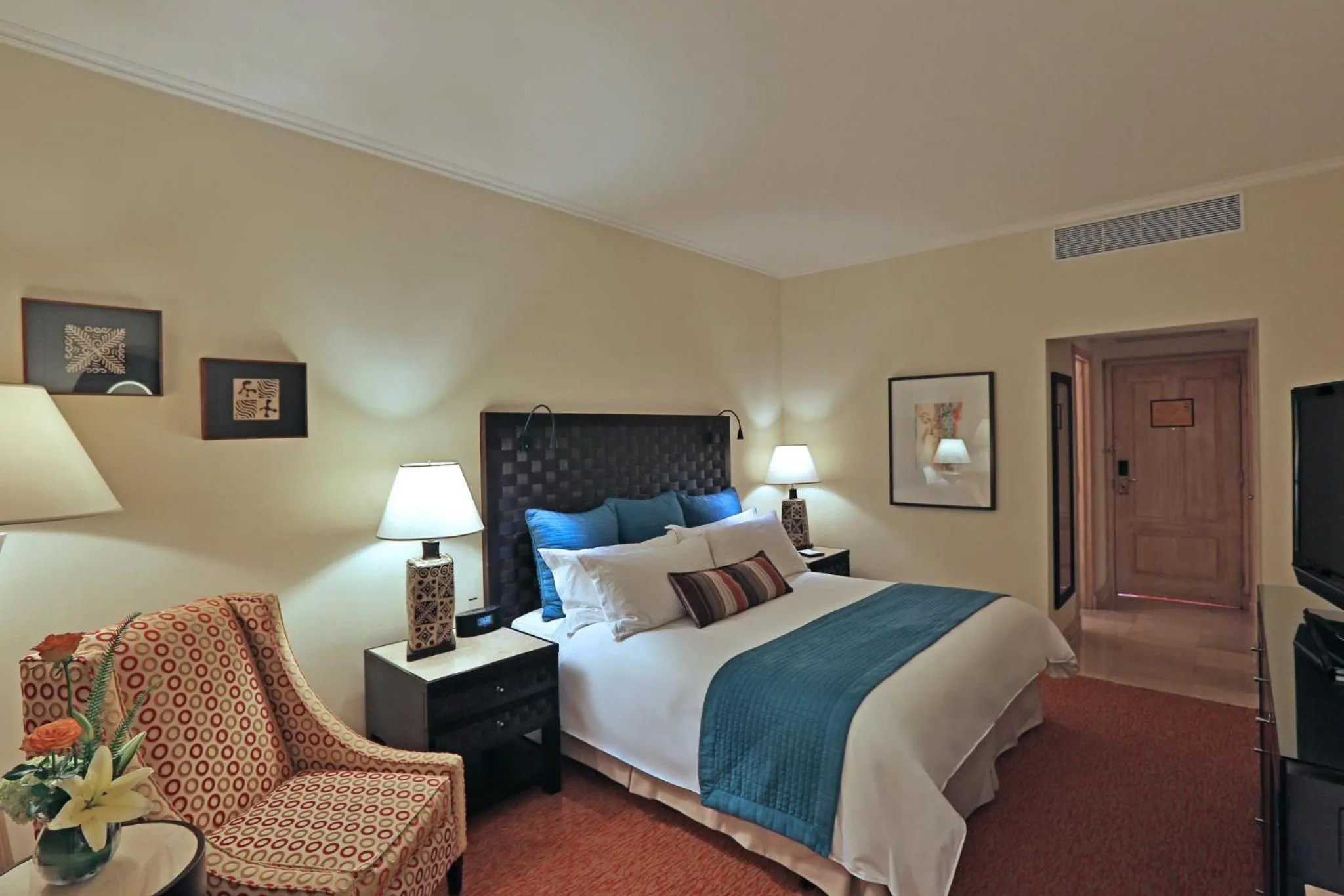 Photo of the whole room, Bed in InterContinental Real San Pedro Sula by IHG