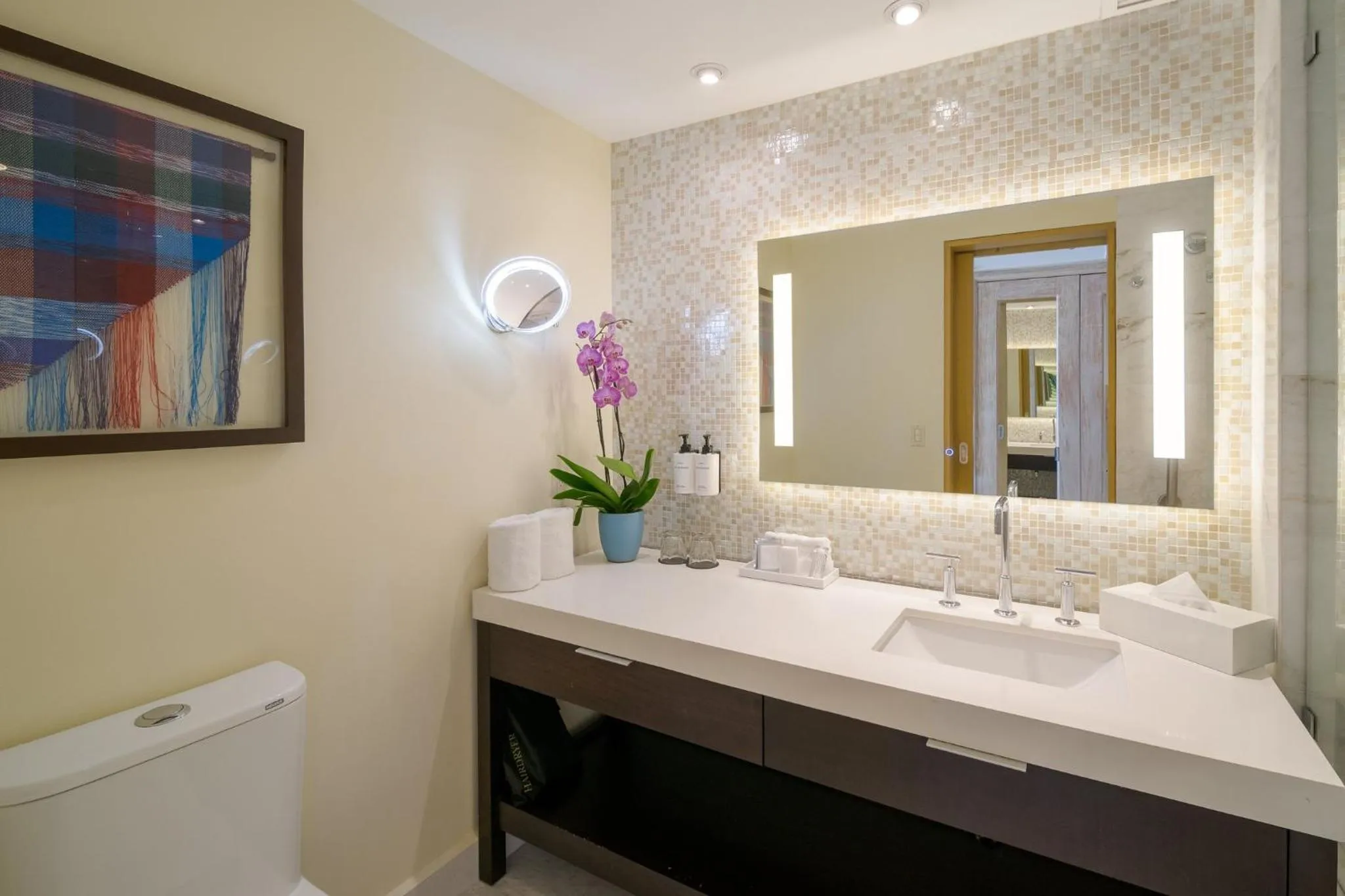 Photo of the whole room in InterContinental Real San Pedro Sula by IHG