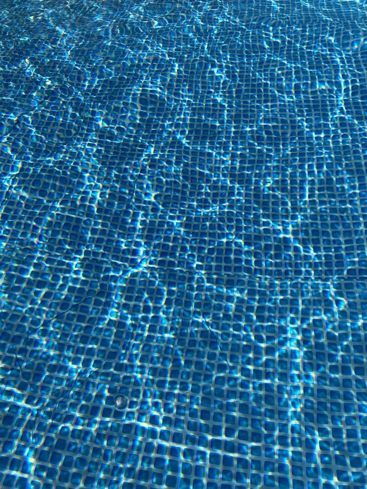 Swimming pool in Chez Flo et Marc