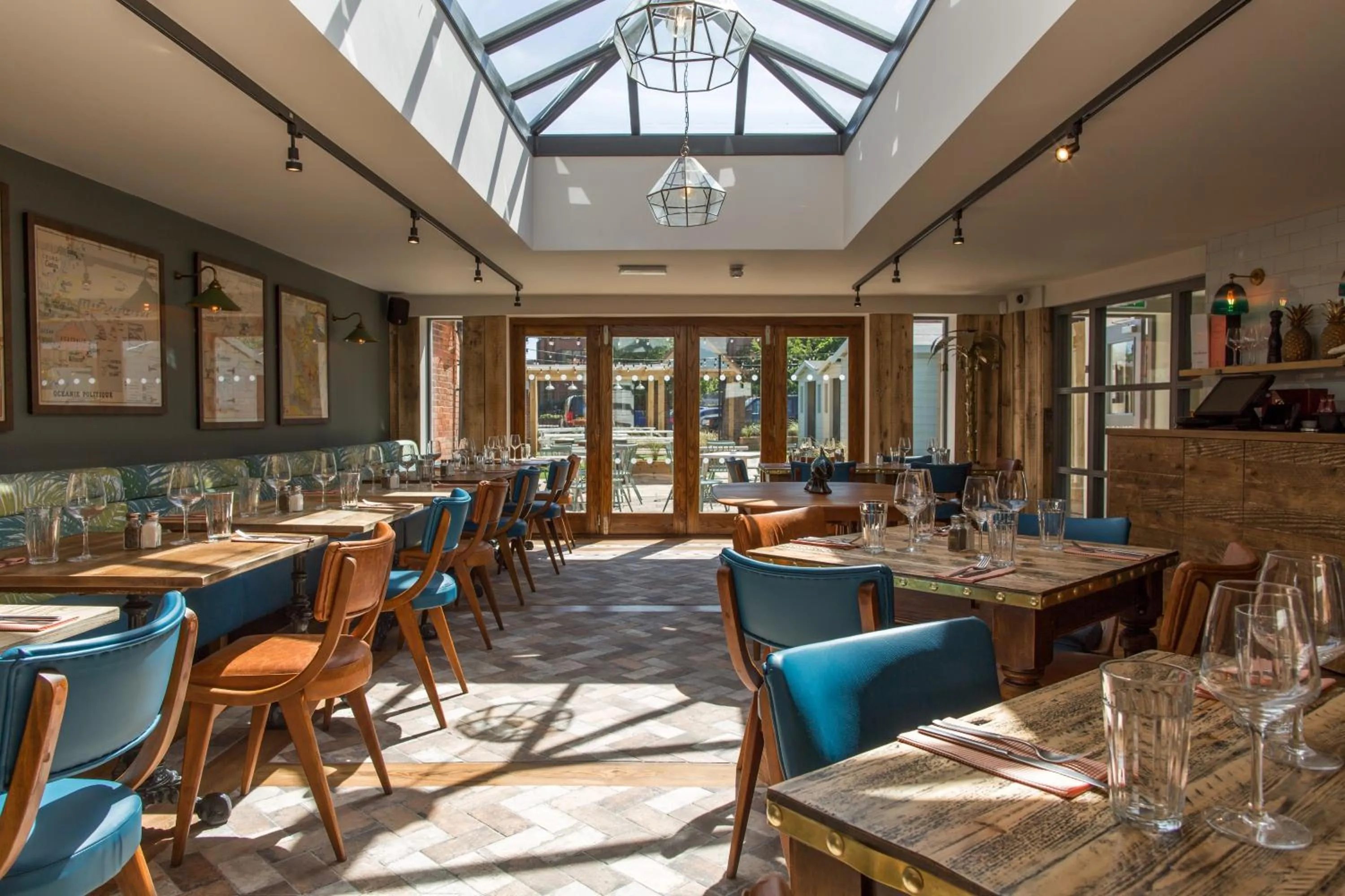 Restaurant/places to eat in The Dolphin