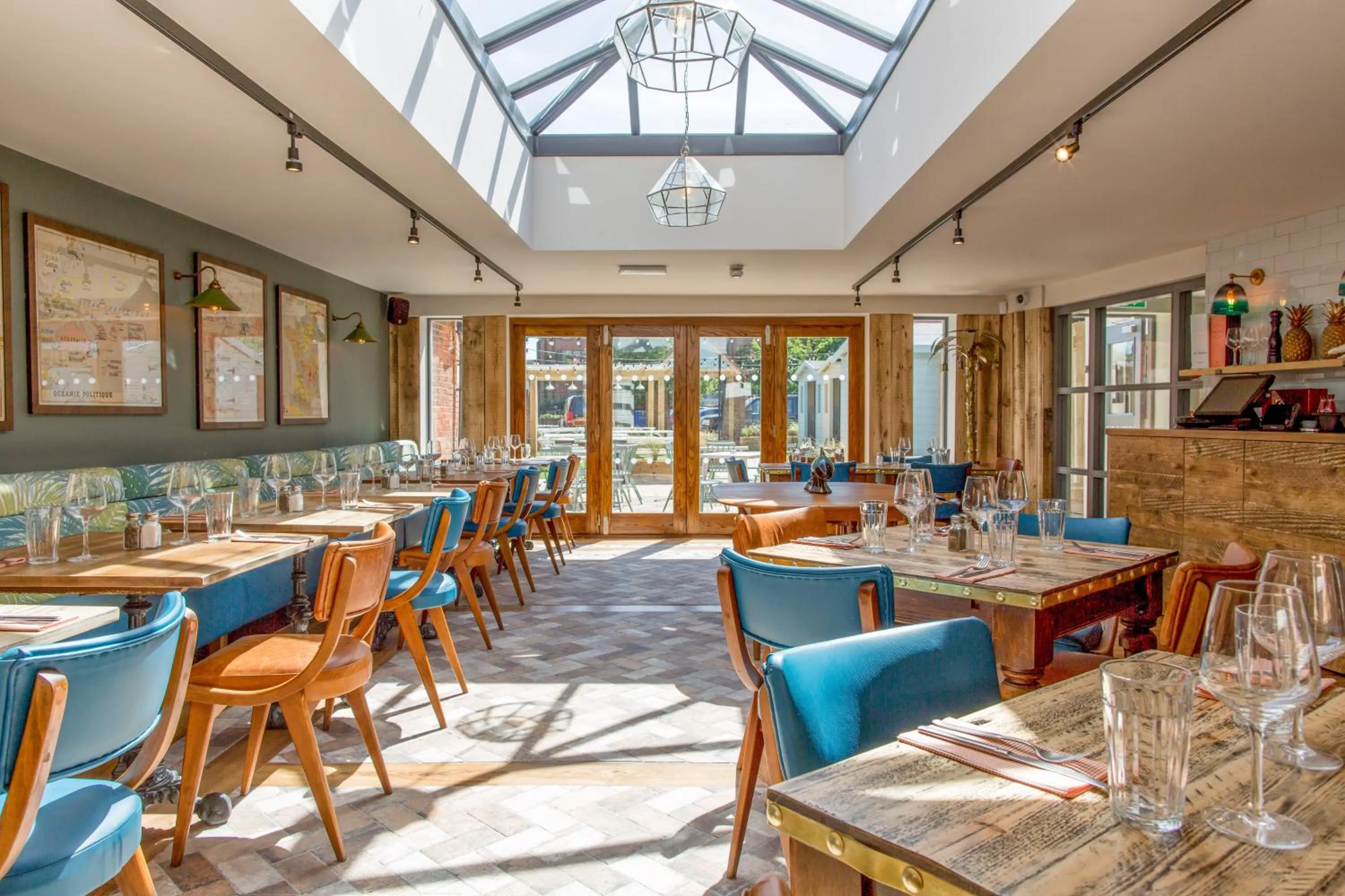 Restaurant/places to eat in The Dolphin