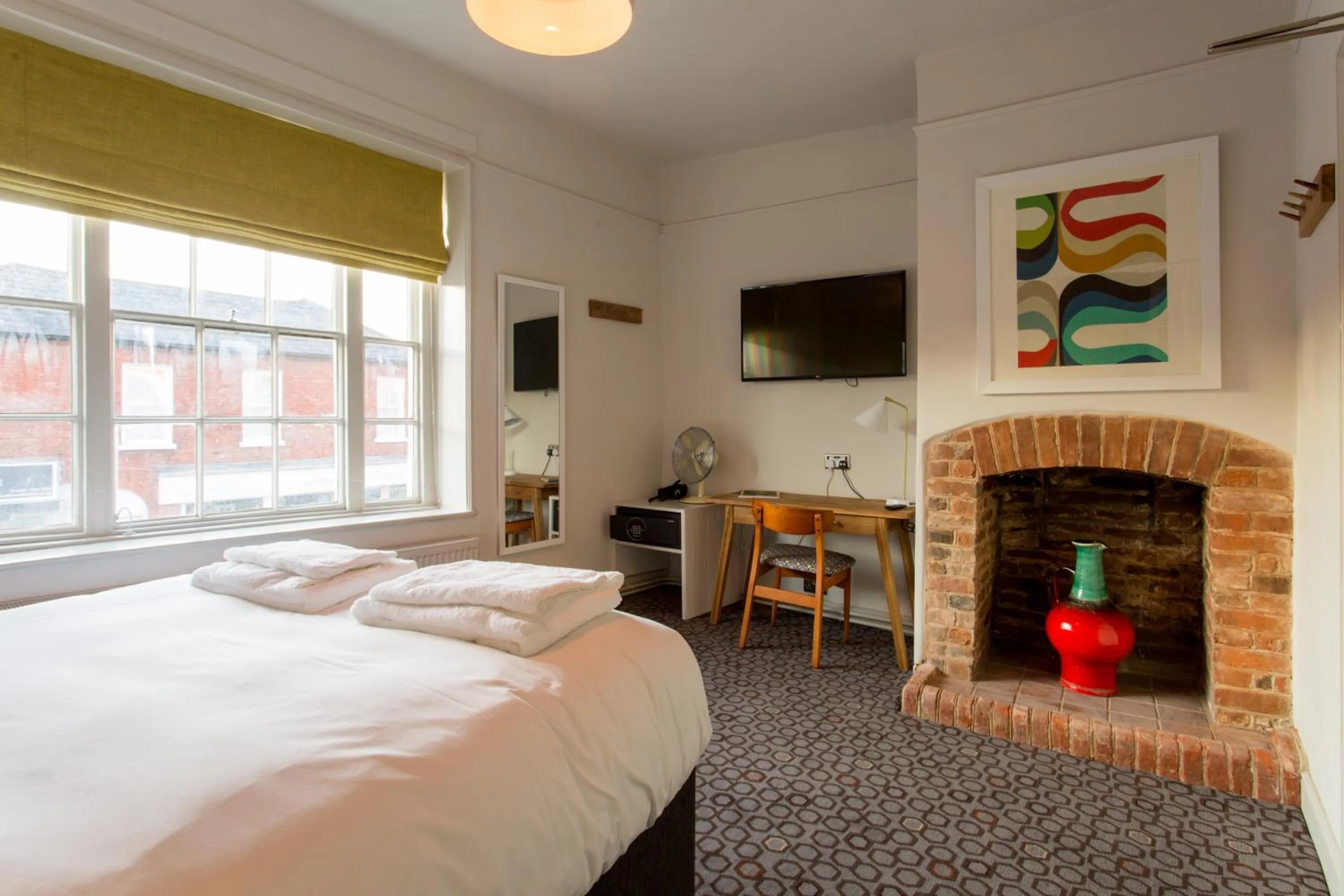 Bedroom, Bed in The Dolphin