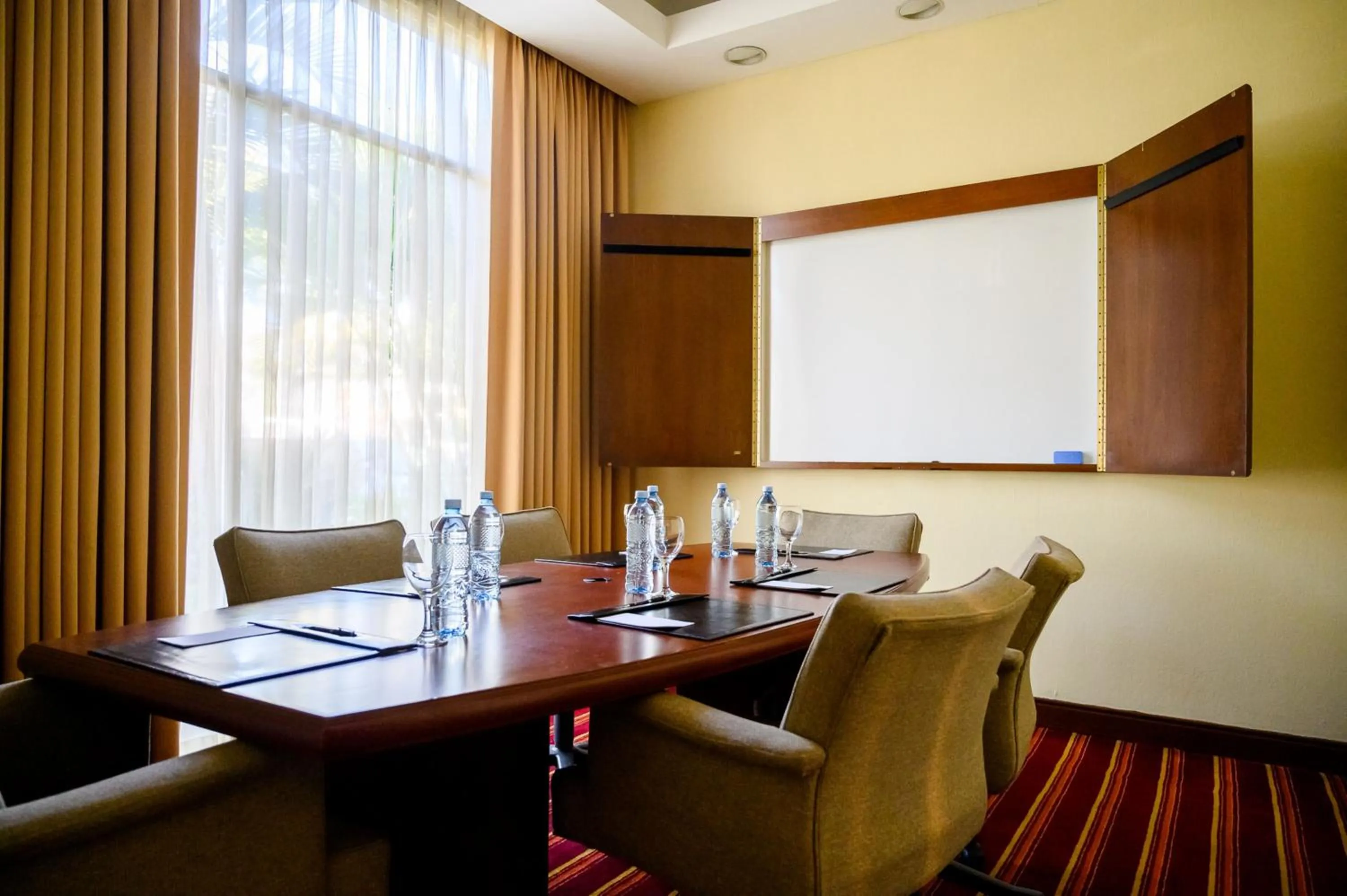 Meeting/conference room in Real Intercontinental Metrocentro Managua by IHG