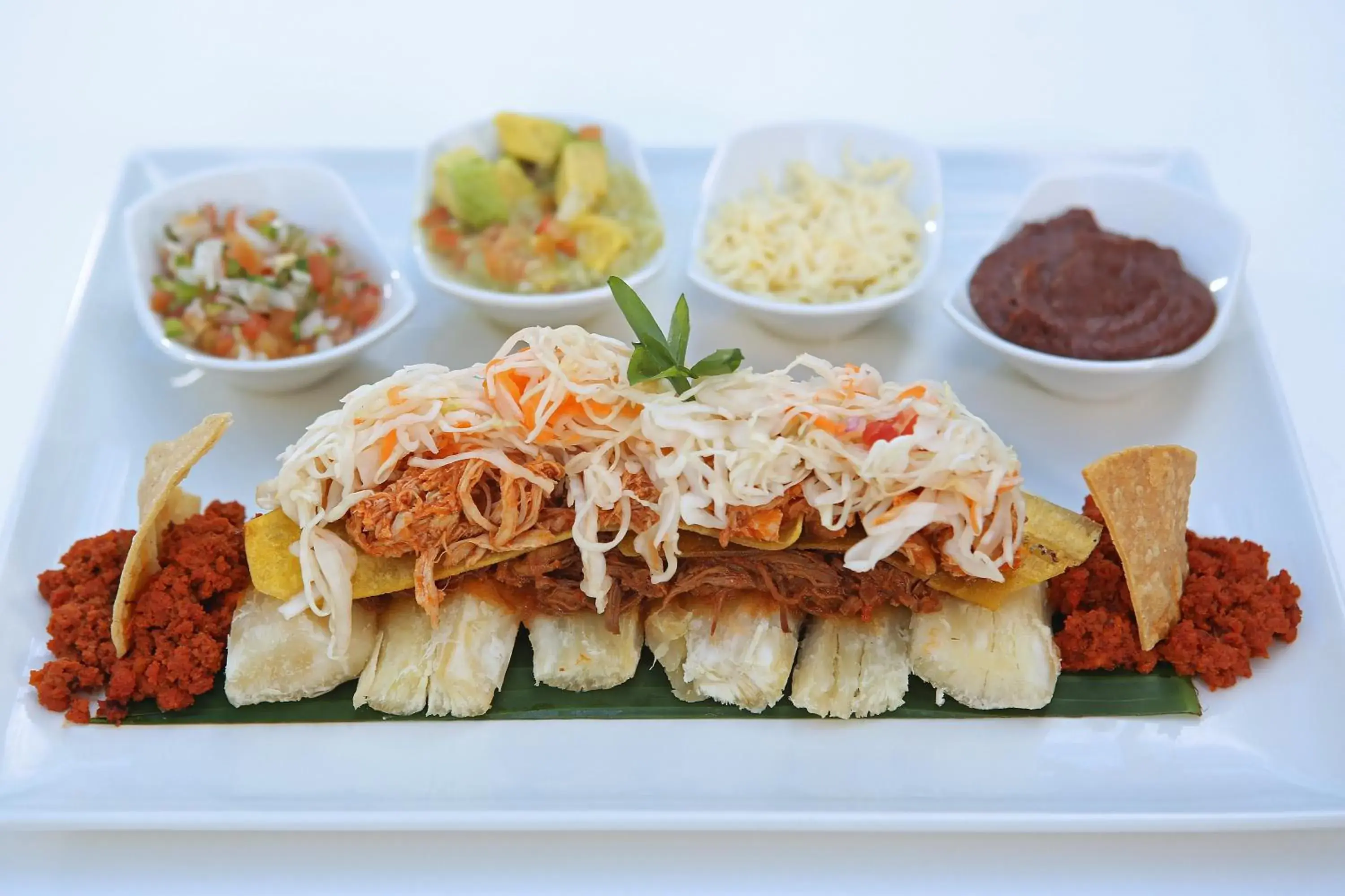 Classic King Room with Lake View in Real Intercontinental Metrocentro Managua by IHG Classic King Room with Lake View in Real Intercontinental Metrocentro Managua by IHG