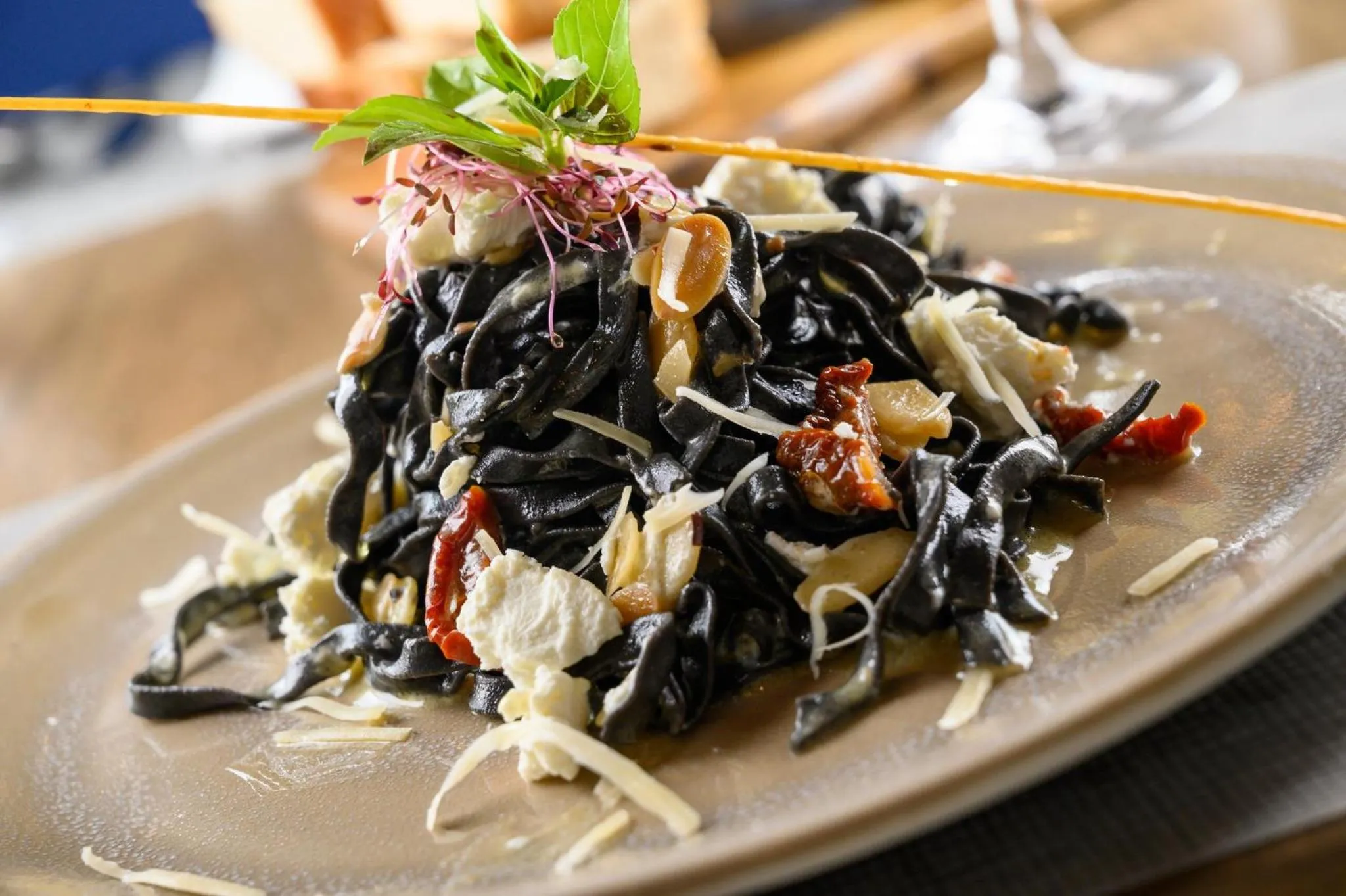 Restaurant/places to eat in Real Intercontinental Metrocentro Managua by IHG