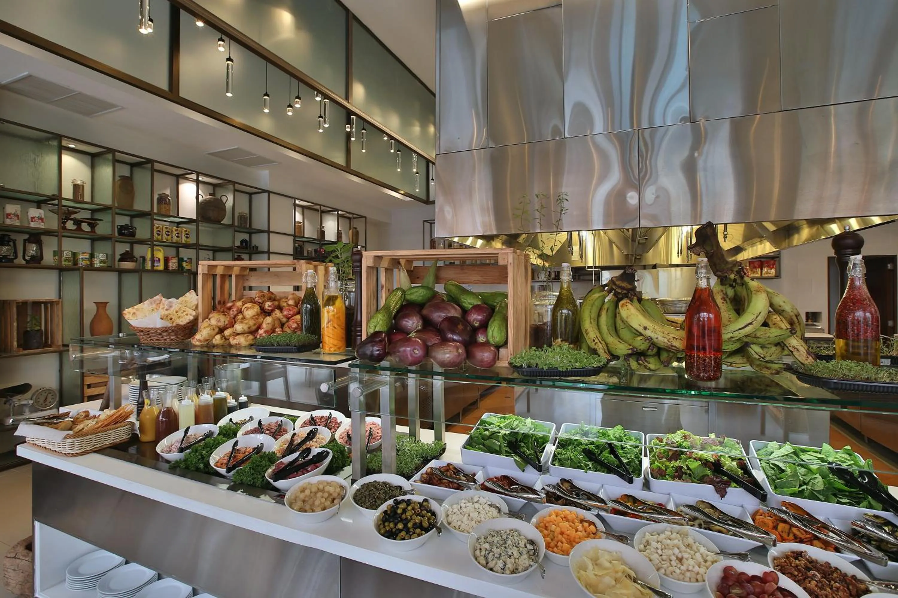 Restaurant/places to eat in Real Intercontinental Metrocentro Managua by IHG
