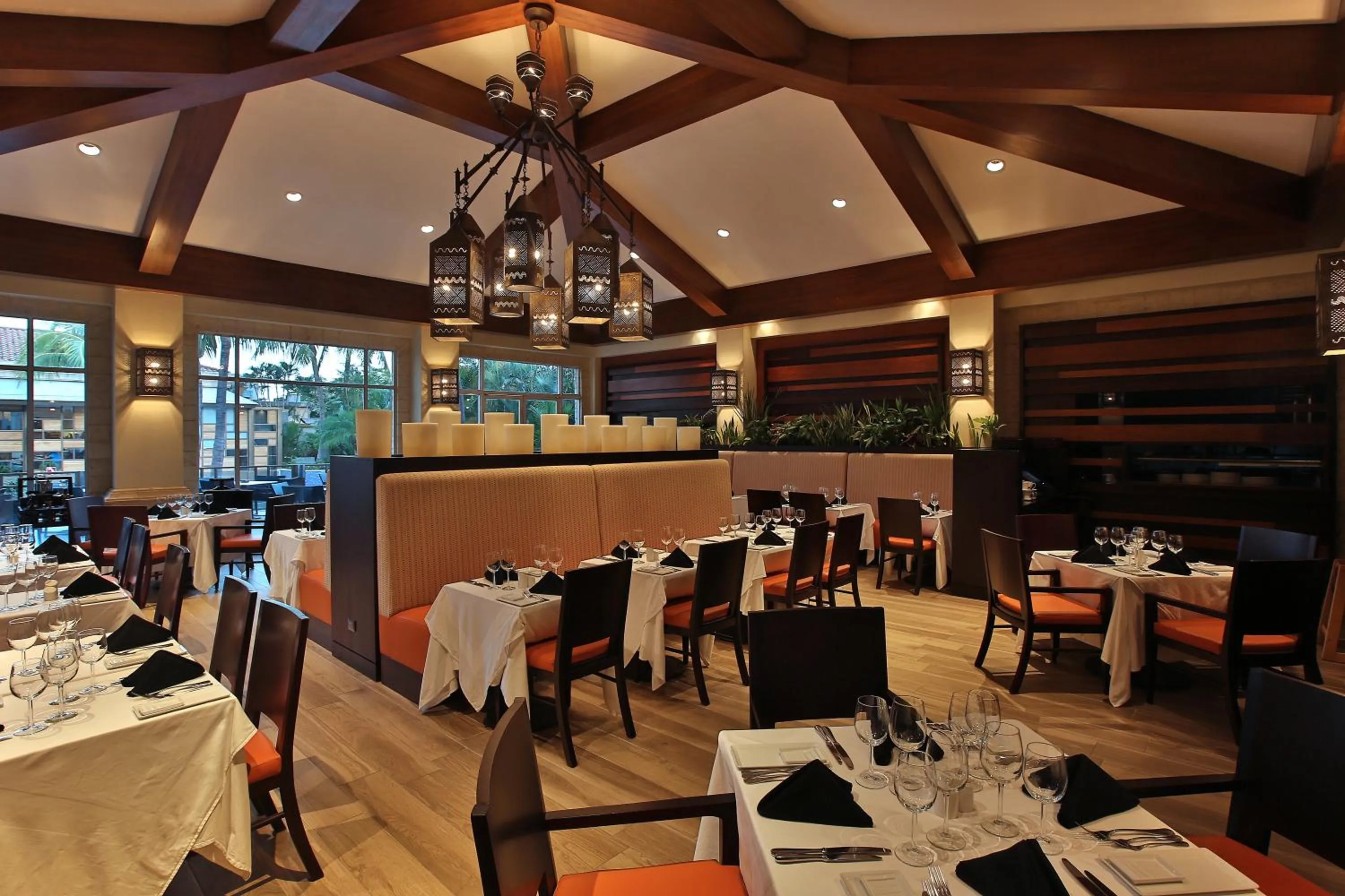 Restaurant/places to eat in Real Intercontinental Metrocentro Managua by IHG