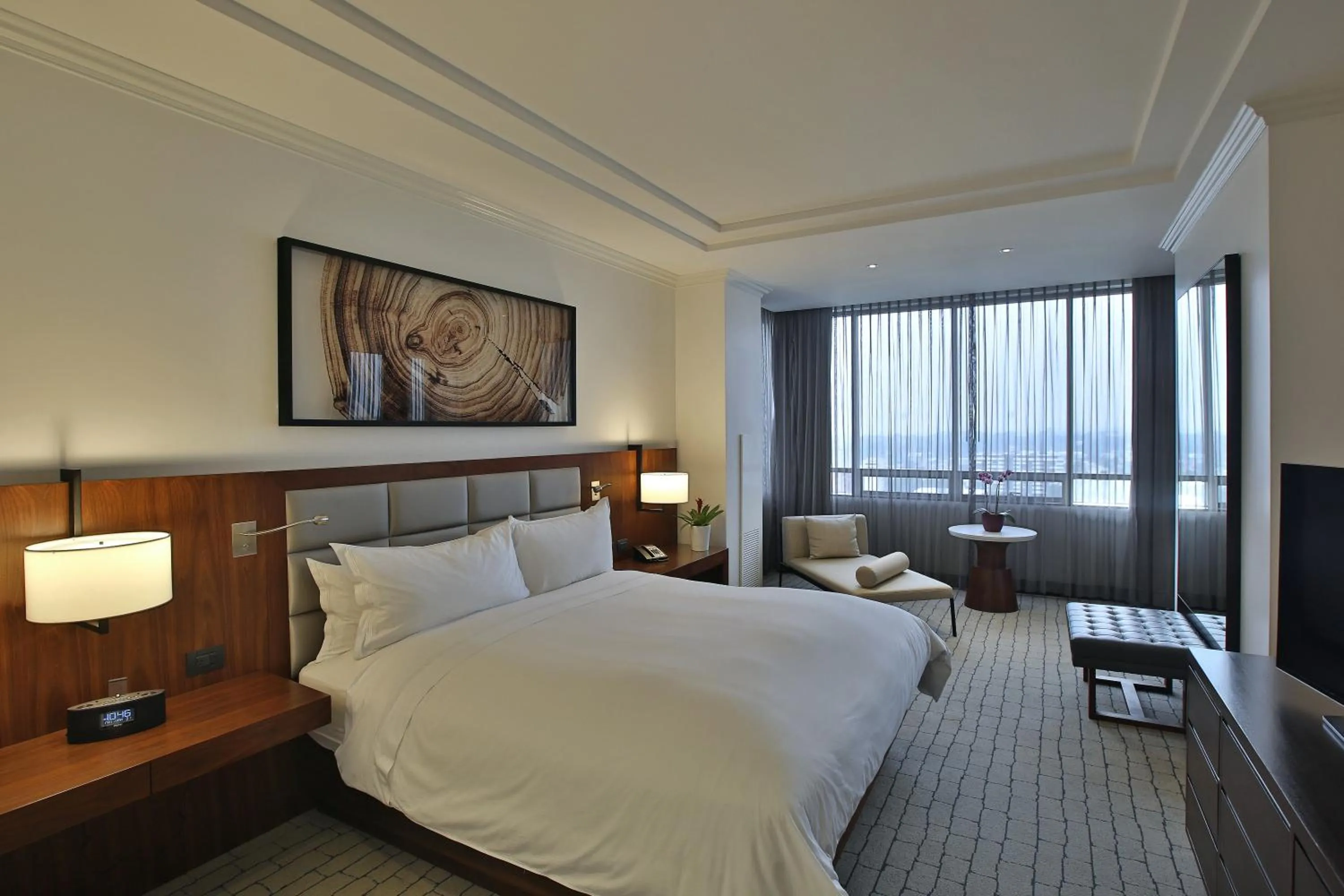 Photo of the whole room, Bed in Intercontinental Real Guatemala by IHG