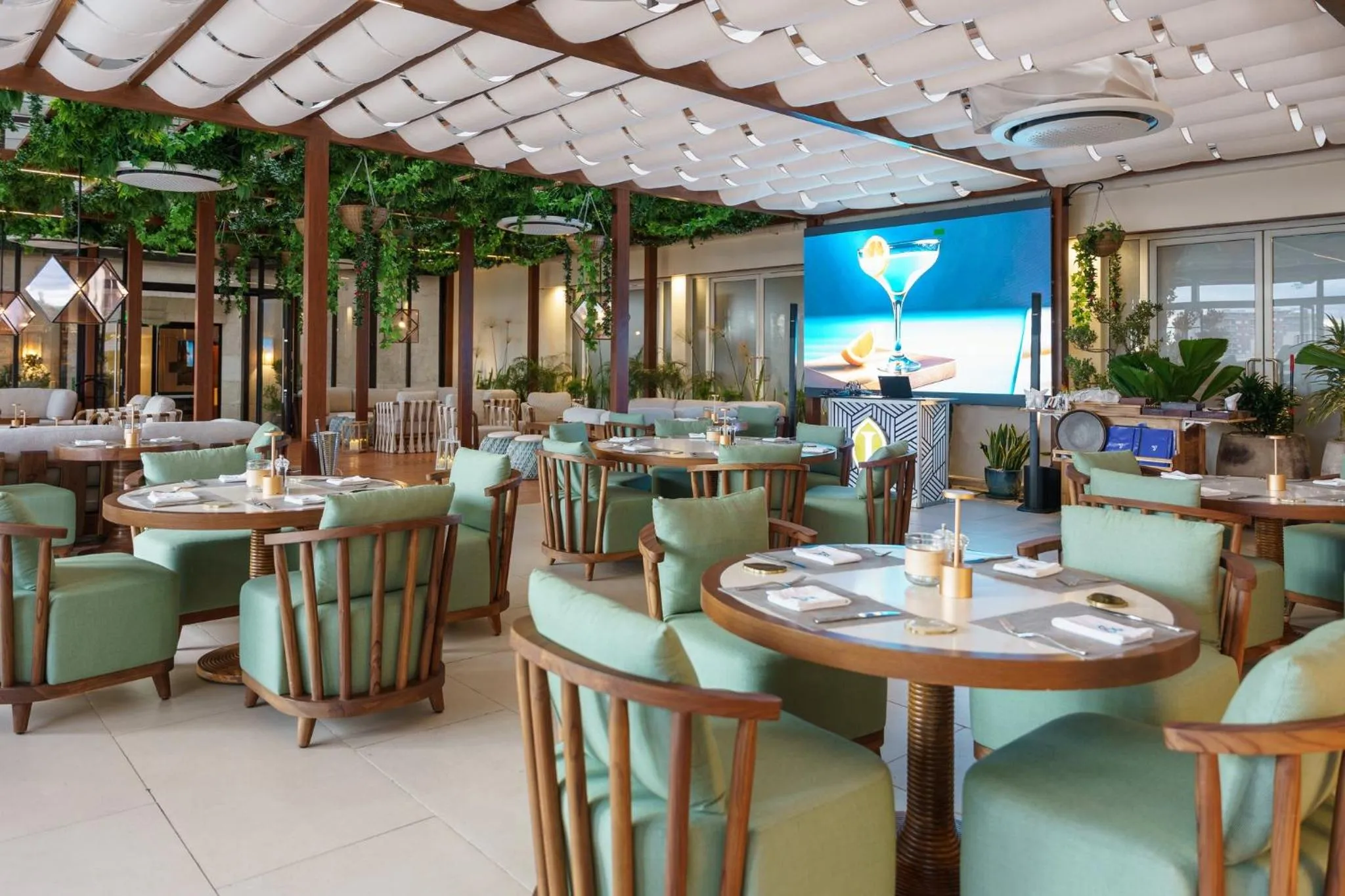 Restaurant/places to eat in Intercontinental Real Guatemala by IHG