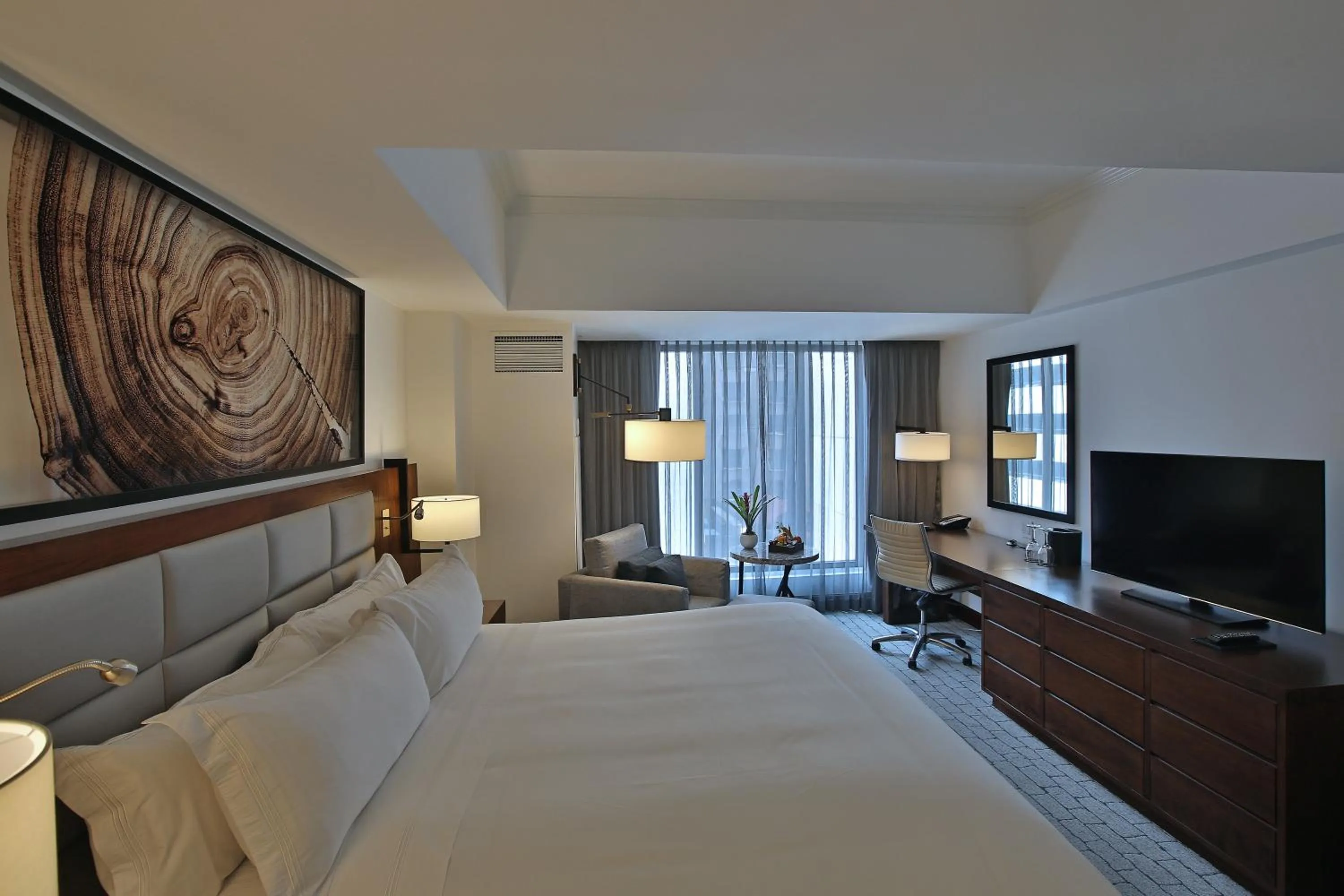 Photo of the whole room, Bed in Intercontinental Real Guatemala by IHG