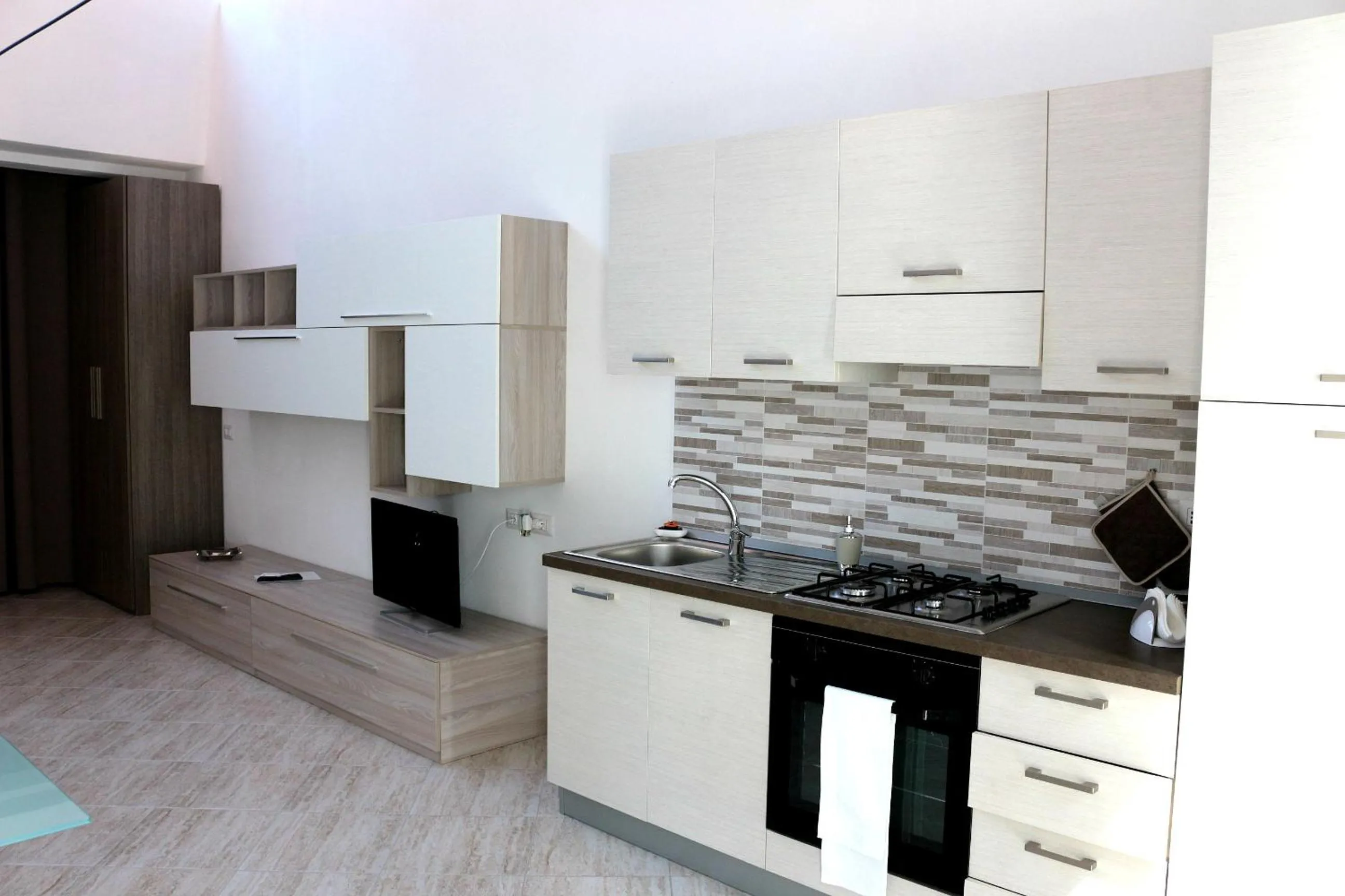 Photo of the whole room in Paradeisos Residence Sas