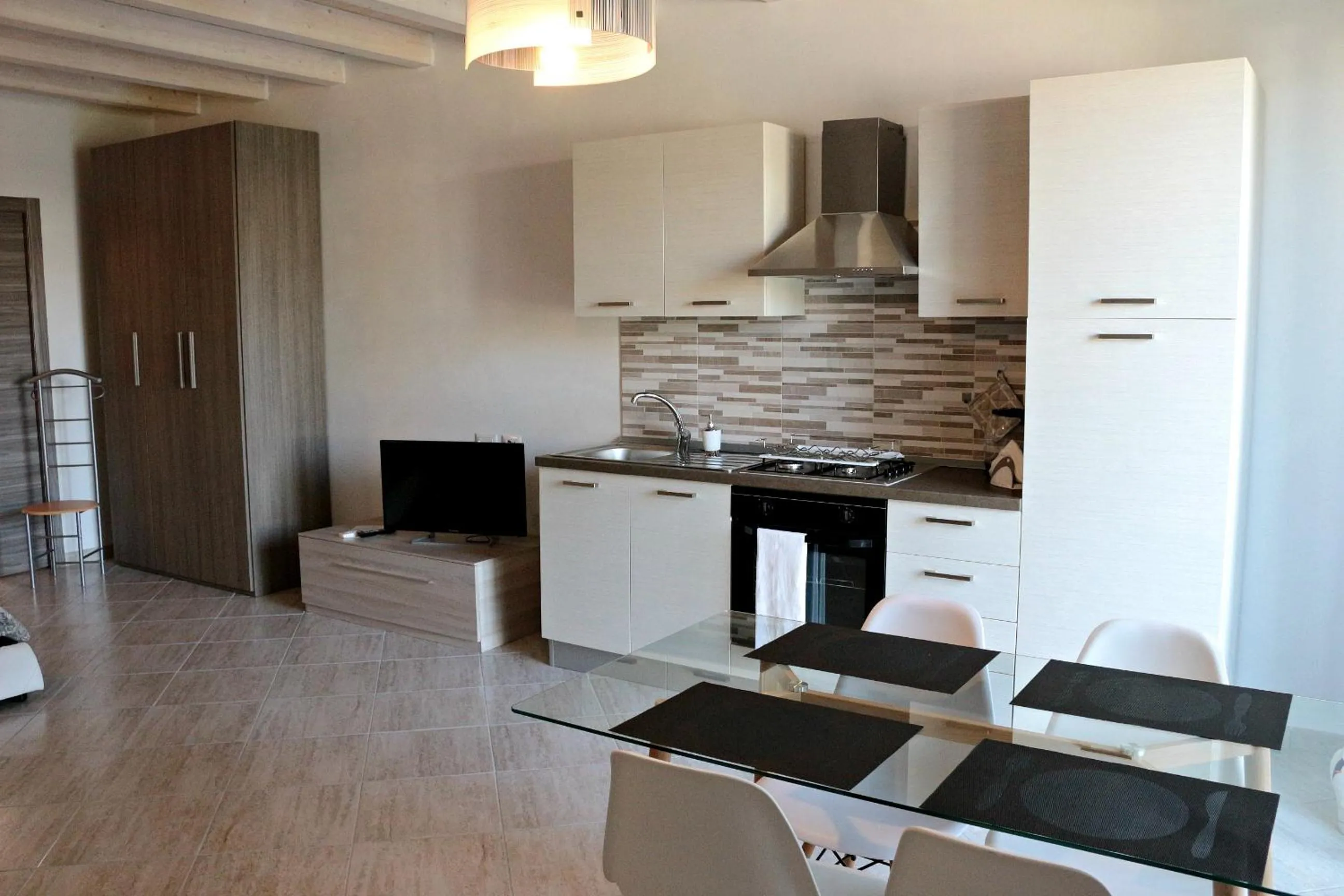 Kitchen or kitchenette in Paradeisos Residence Sas