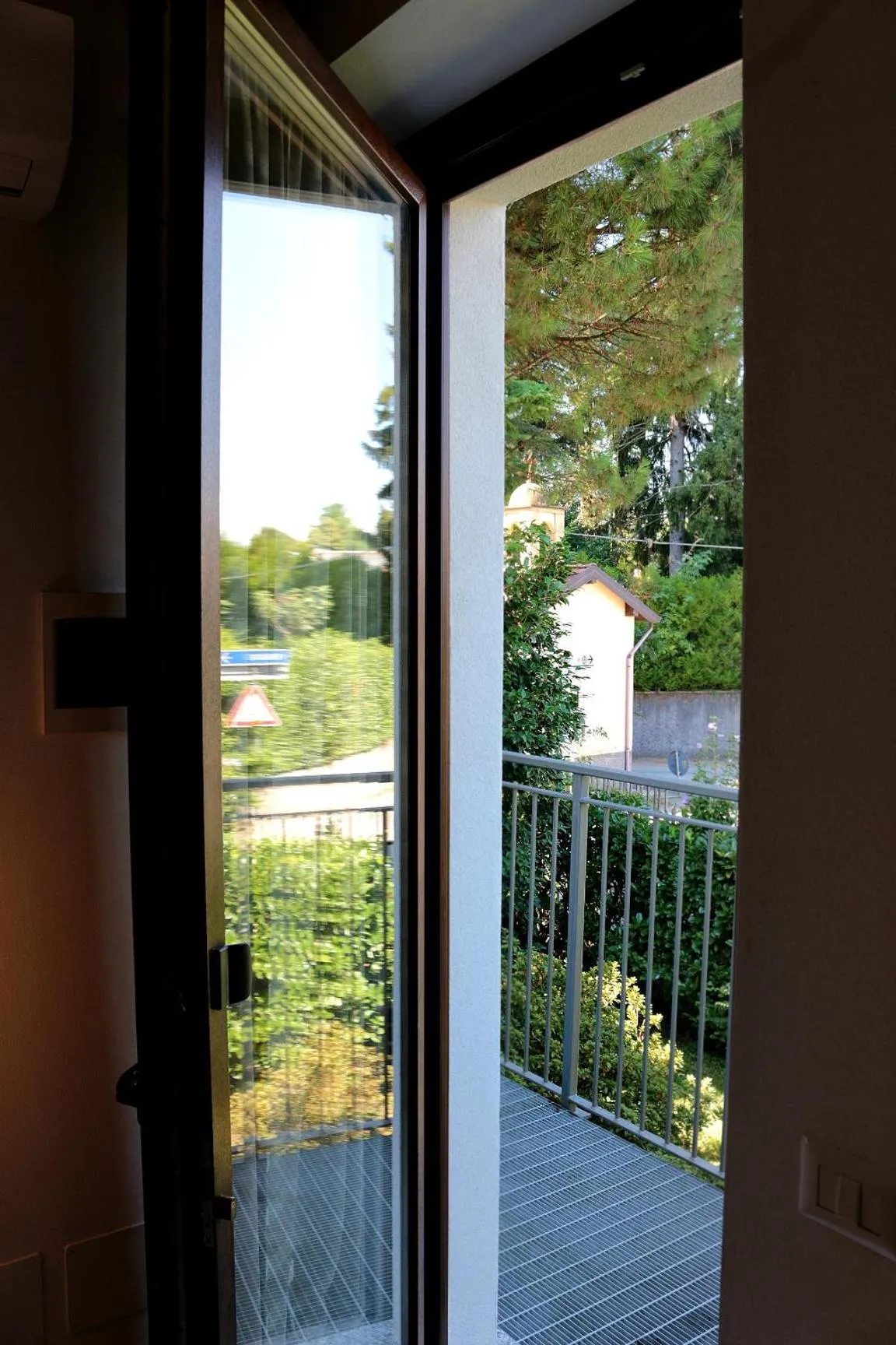 Property building in Paradeisos Residence Sas