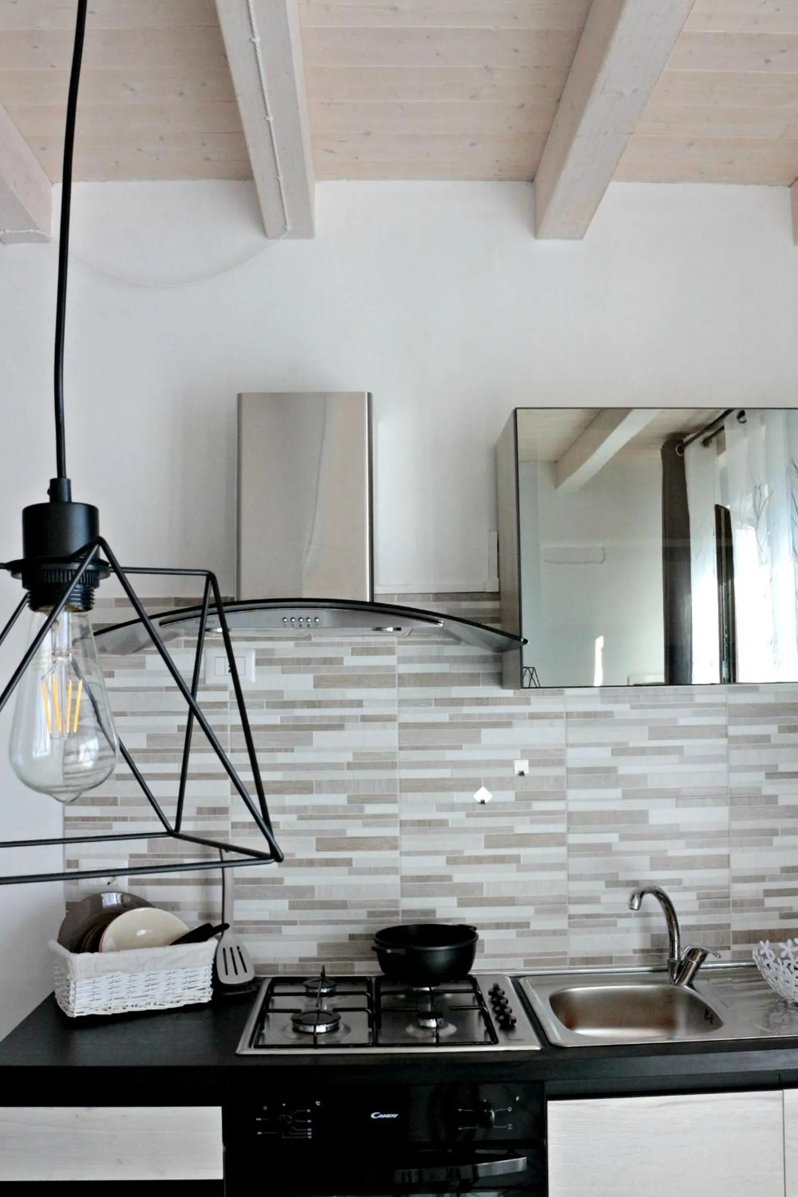 Kitchen or kitchenette in Paradeisos Residence Sas