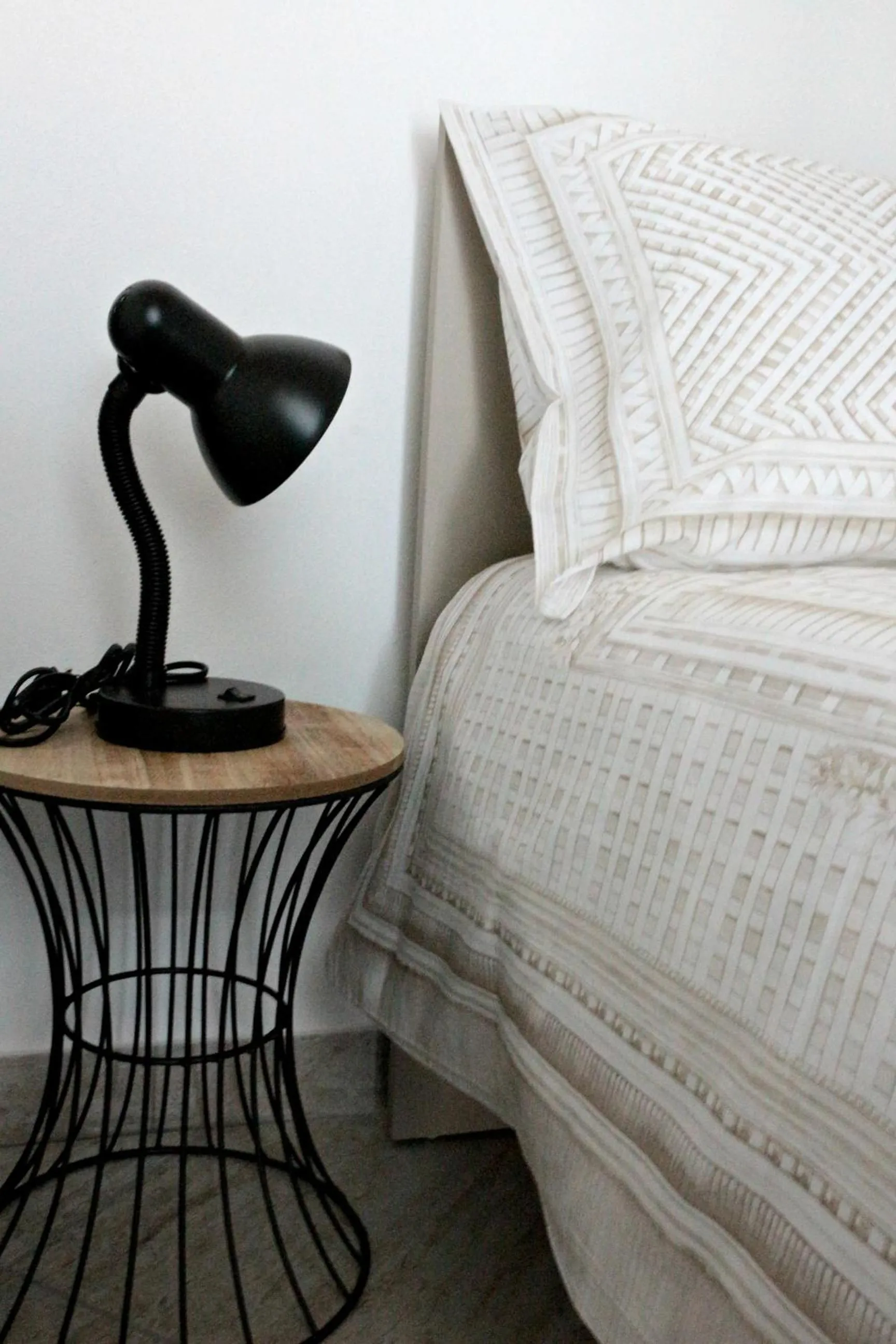 Decorative detail, Bed in Paradeisos Residence Sas