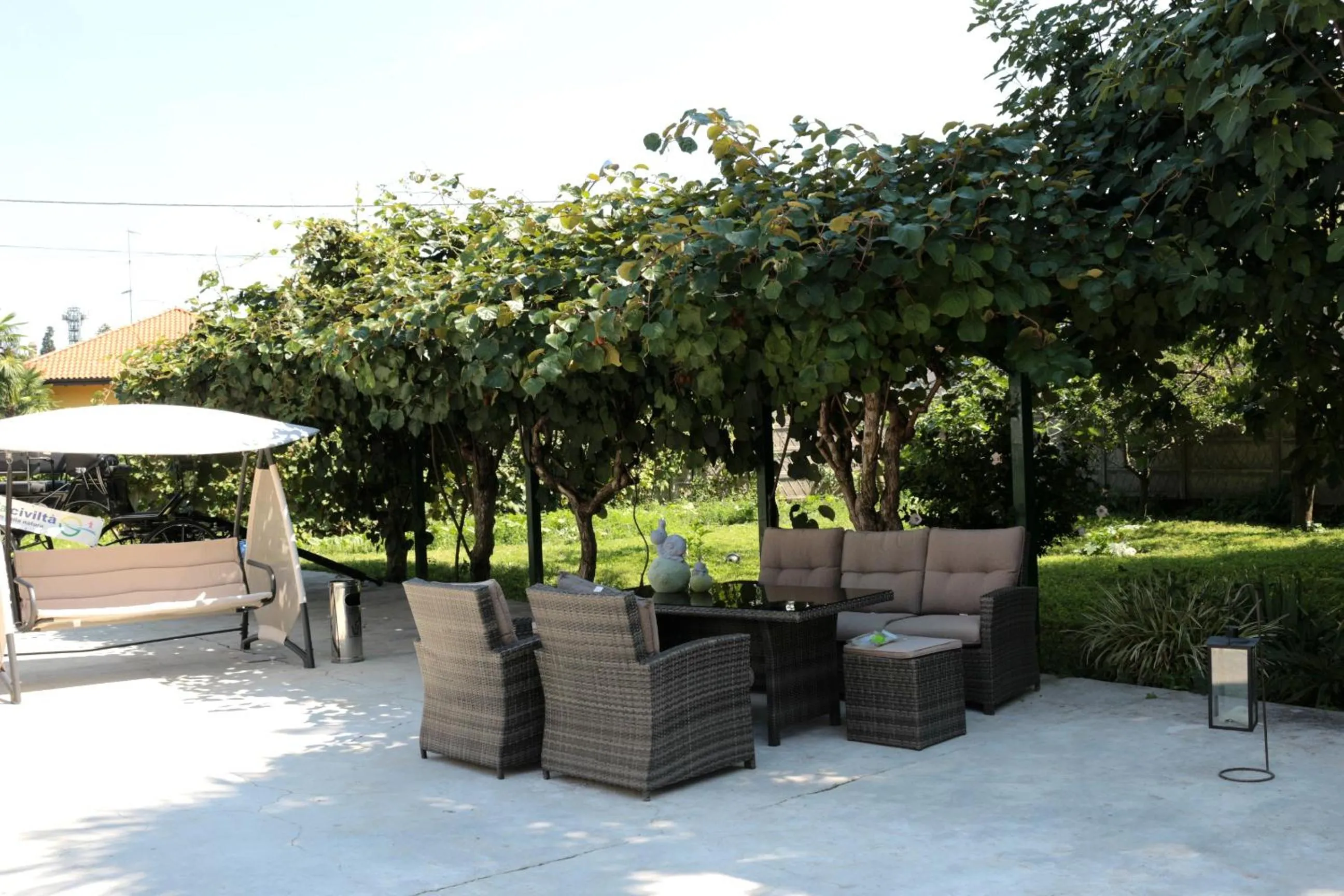 Garden in Paradeisos Residence Sas