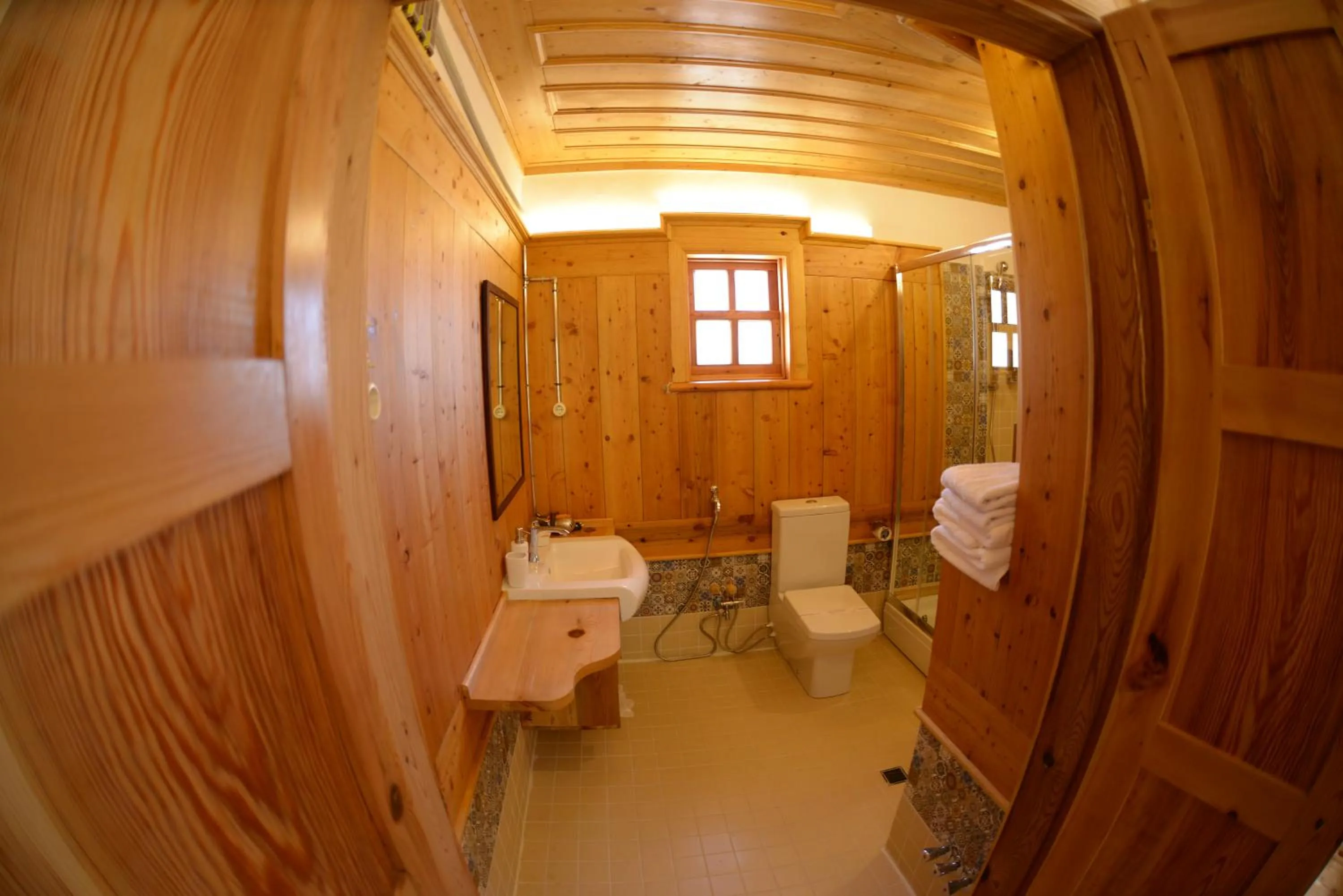 Toilet in Melekli Konak