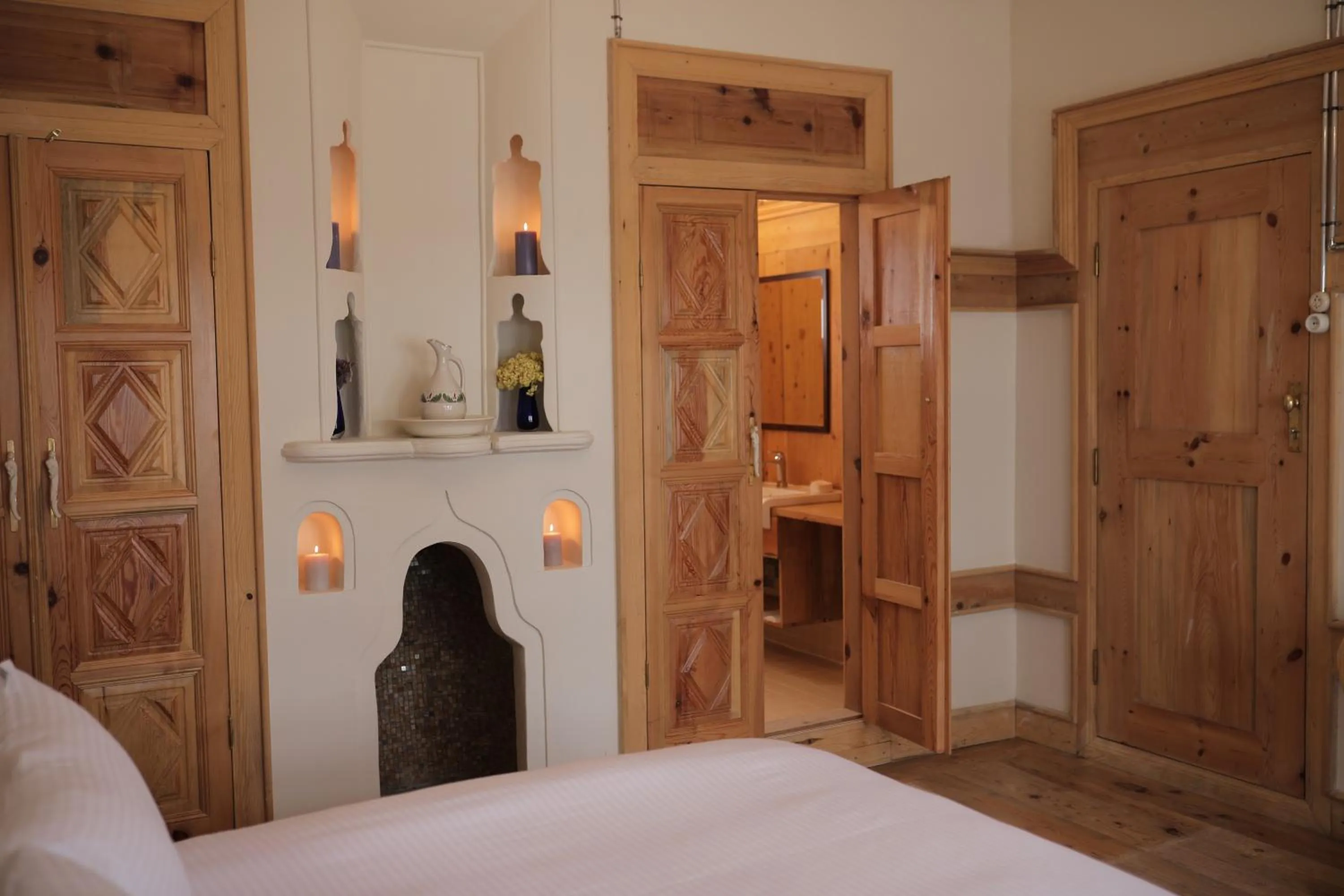 Decorative detail, Bed in Melekli Konak