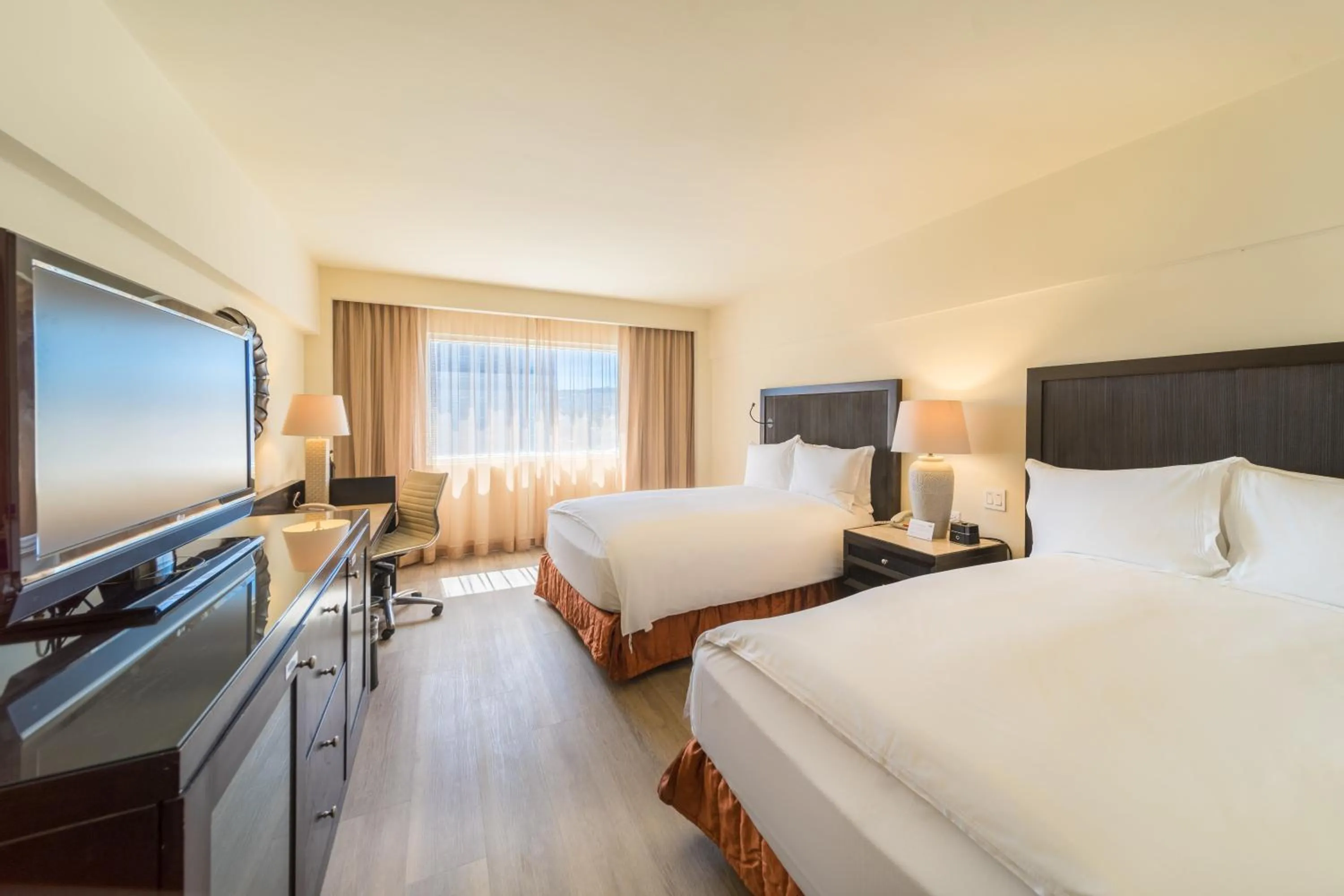 Photo of the whole room, Bed in Real Intercontinental San Salvador by IHG